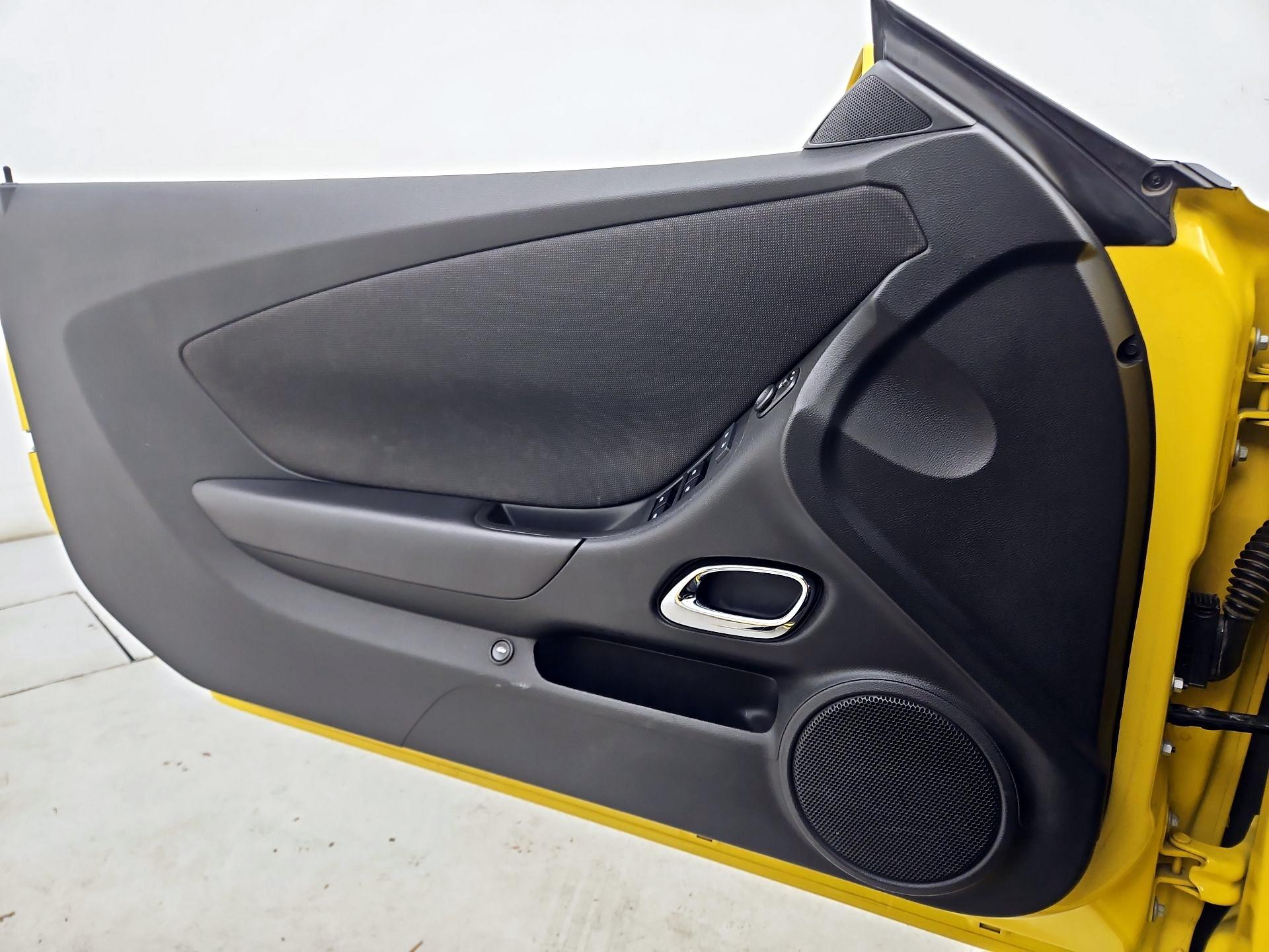 Thumbnail: 2014 Chevrolet Camaro - 12