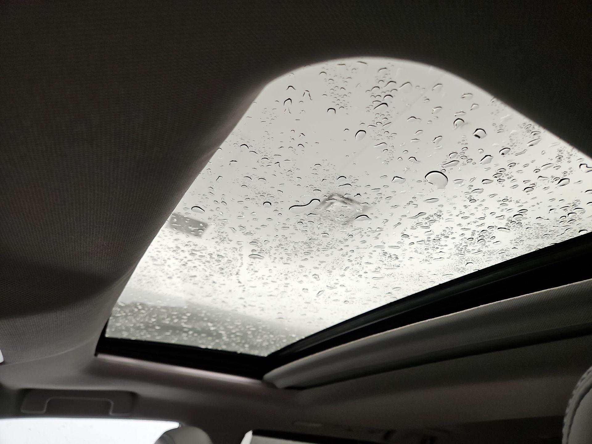 Thumbnail: 2016 Toyota Highlander - 19