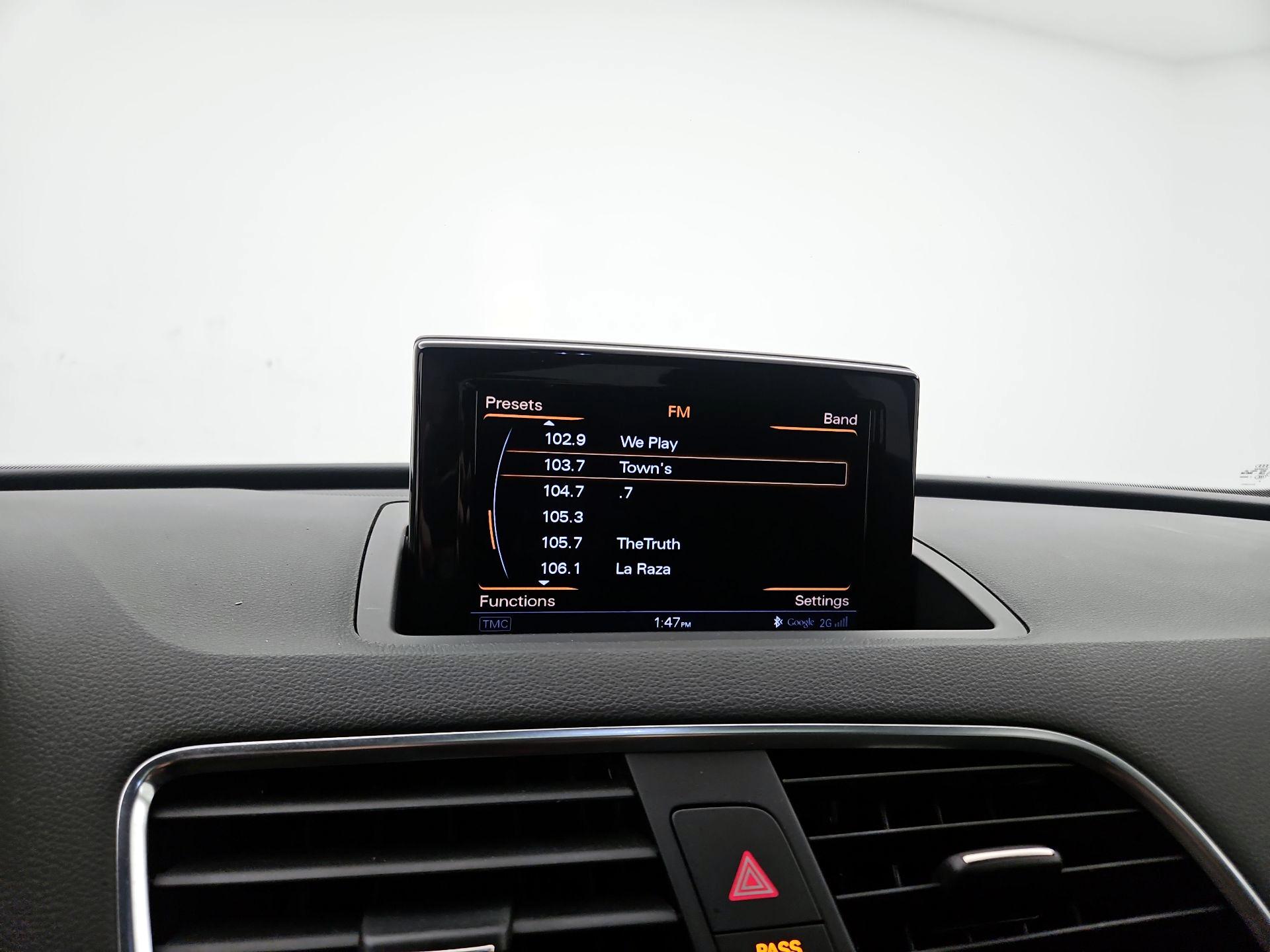 Thumbnail: 2015 Audi Q3 - 16