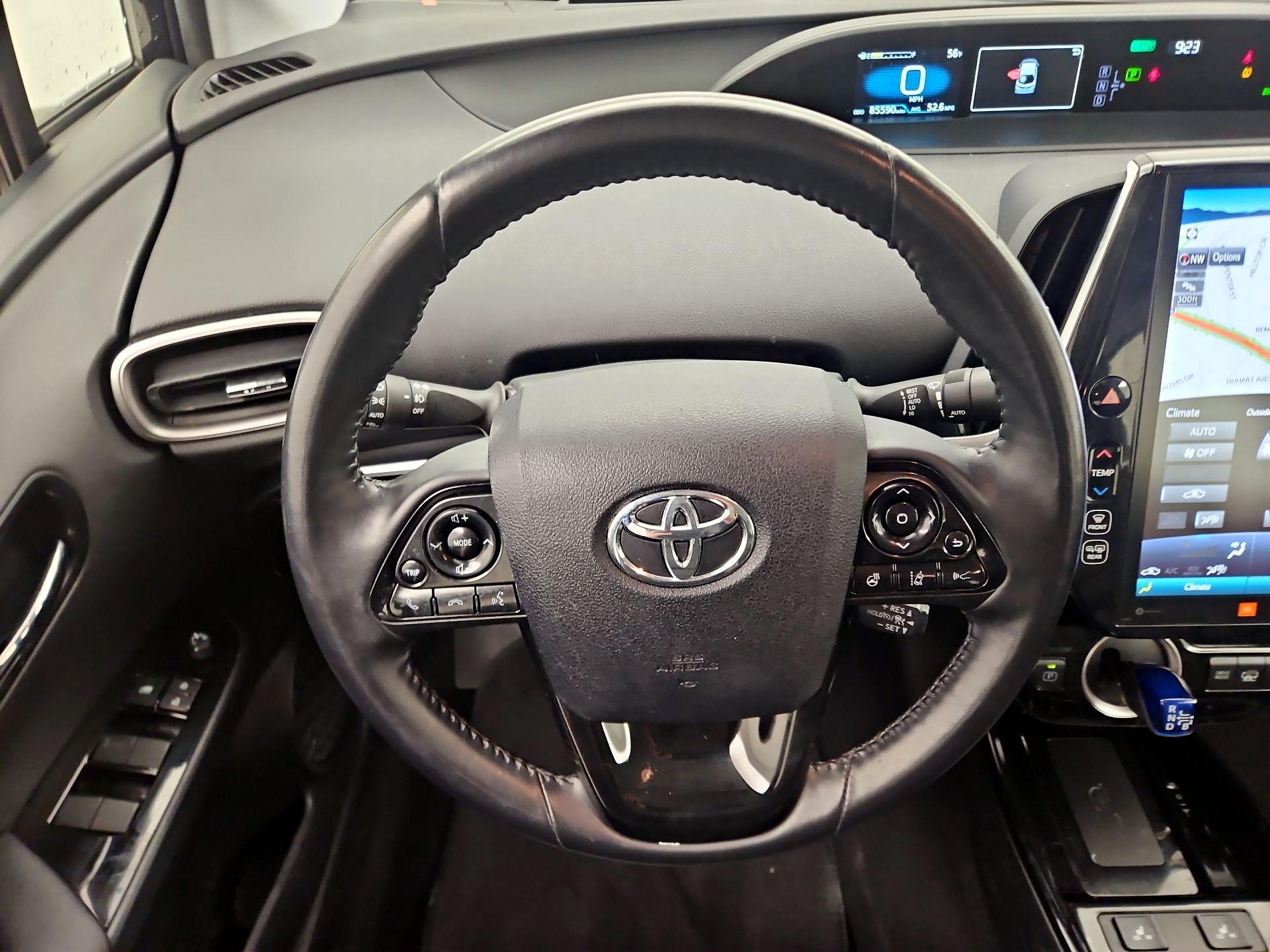 Thumbnail: 2021 Toyota Prius Prime - 10