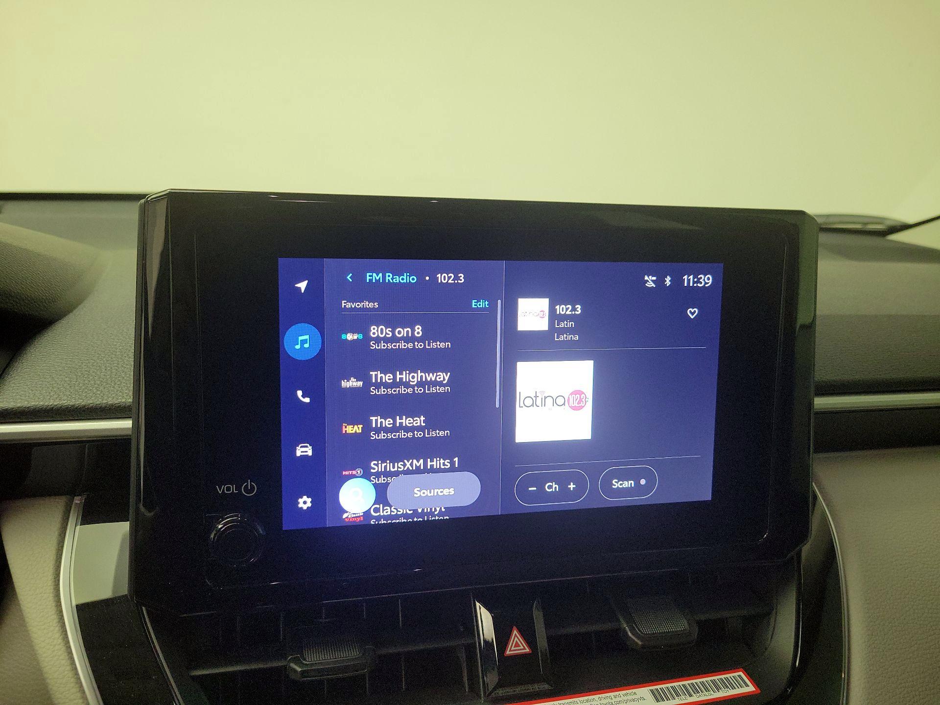 Thumbnail: 2025 Toyota Corolla Cross - 15