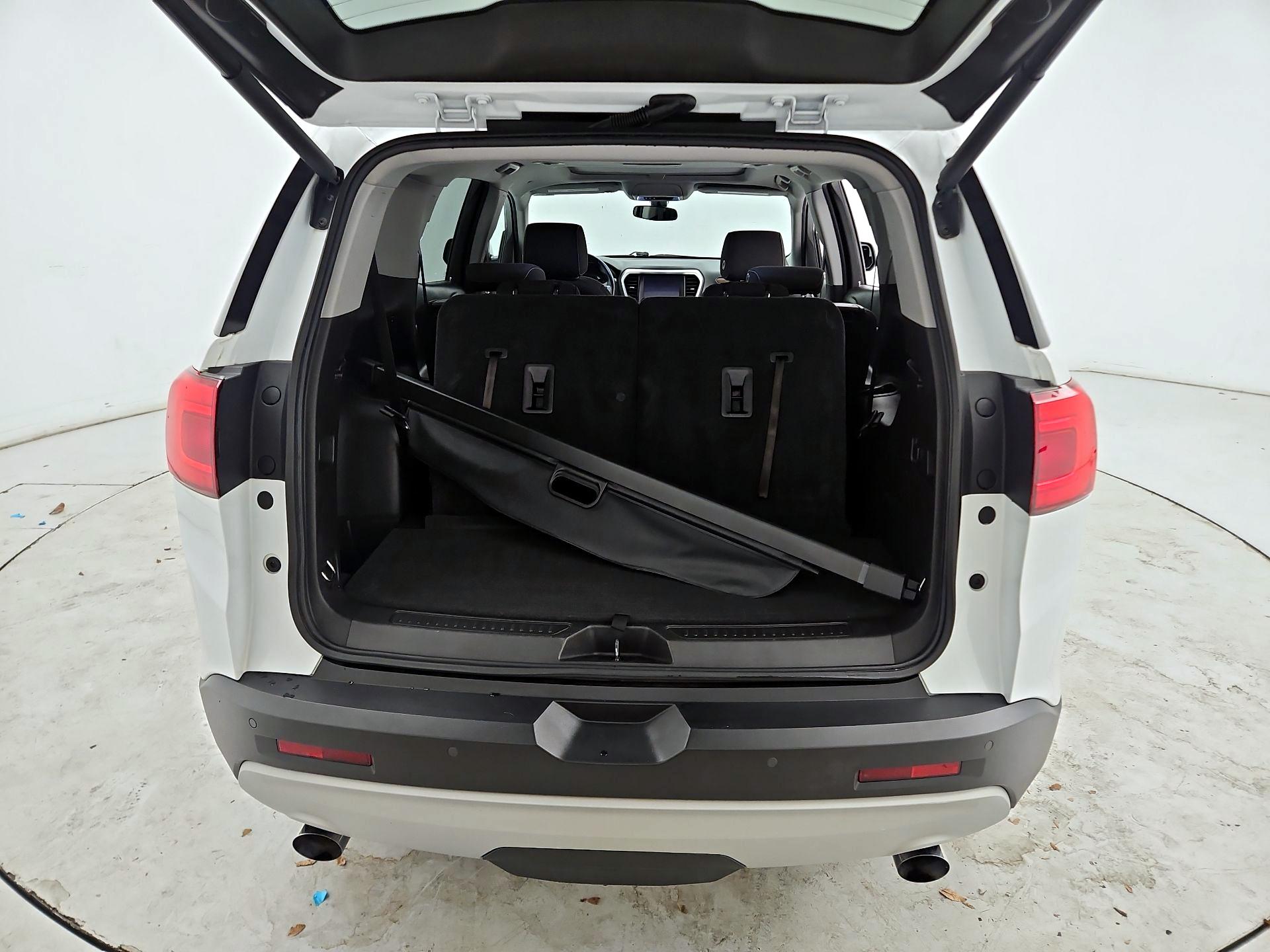 Thumbnail: 2019 GMC Acadia - 20