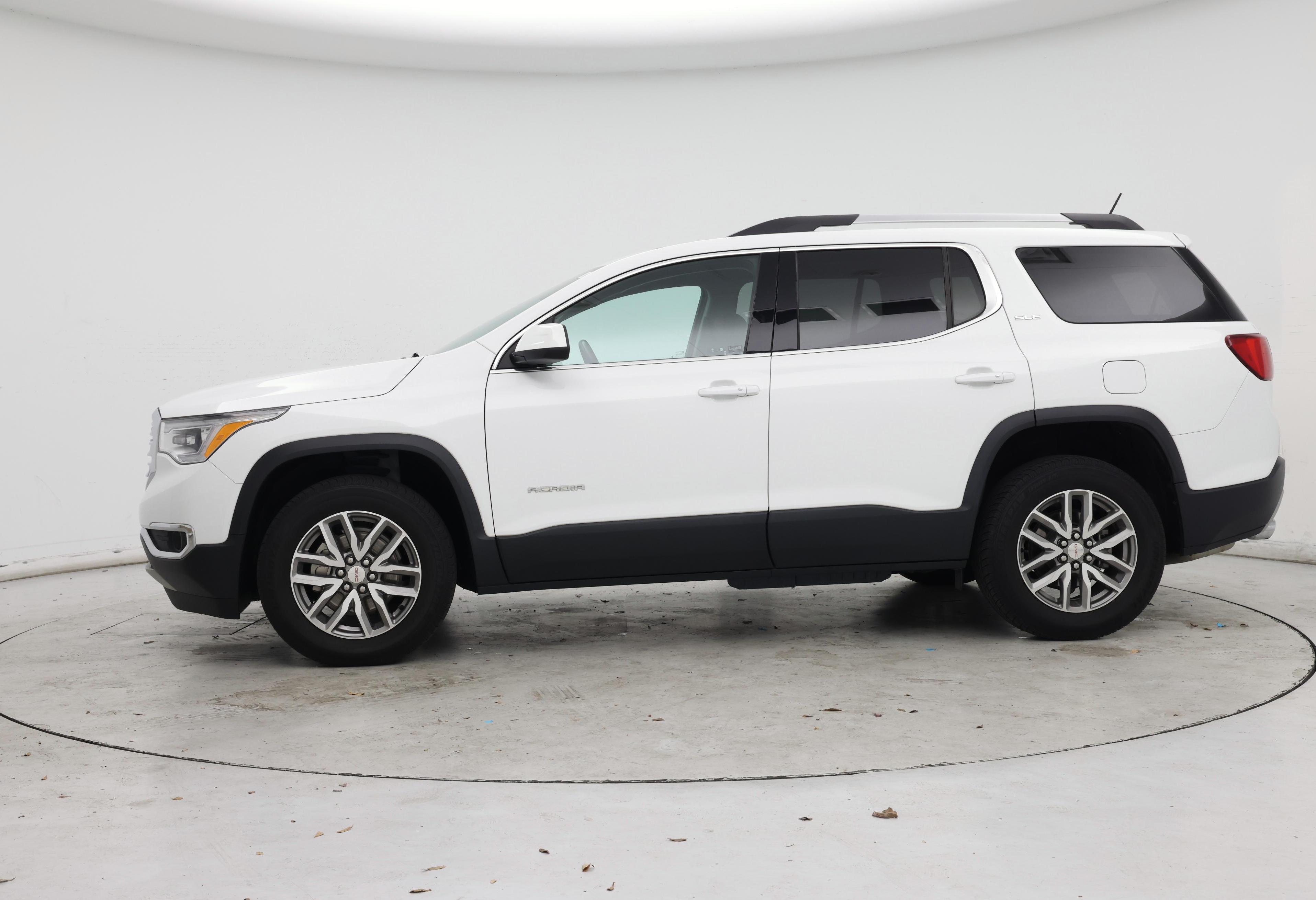 Thumbnail: 2019 GMC Acadia - 3