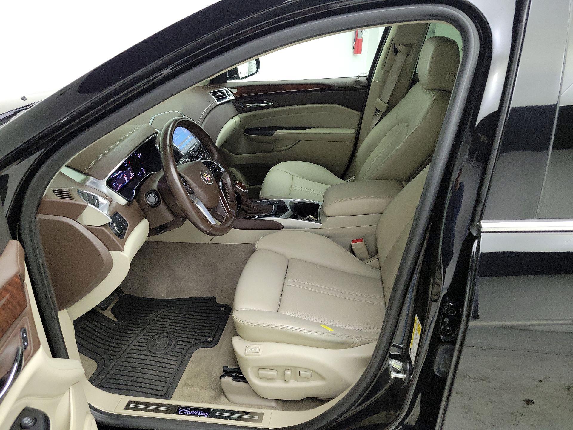 Thumbnail: 2015 Cadillac SRX - 11