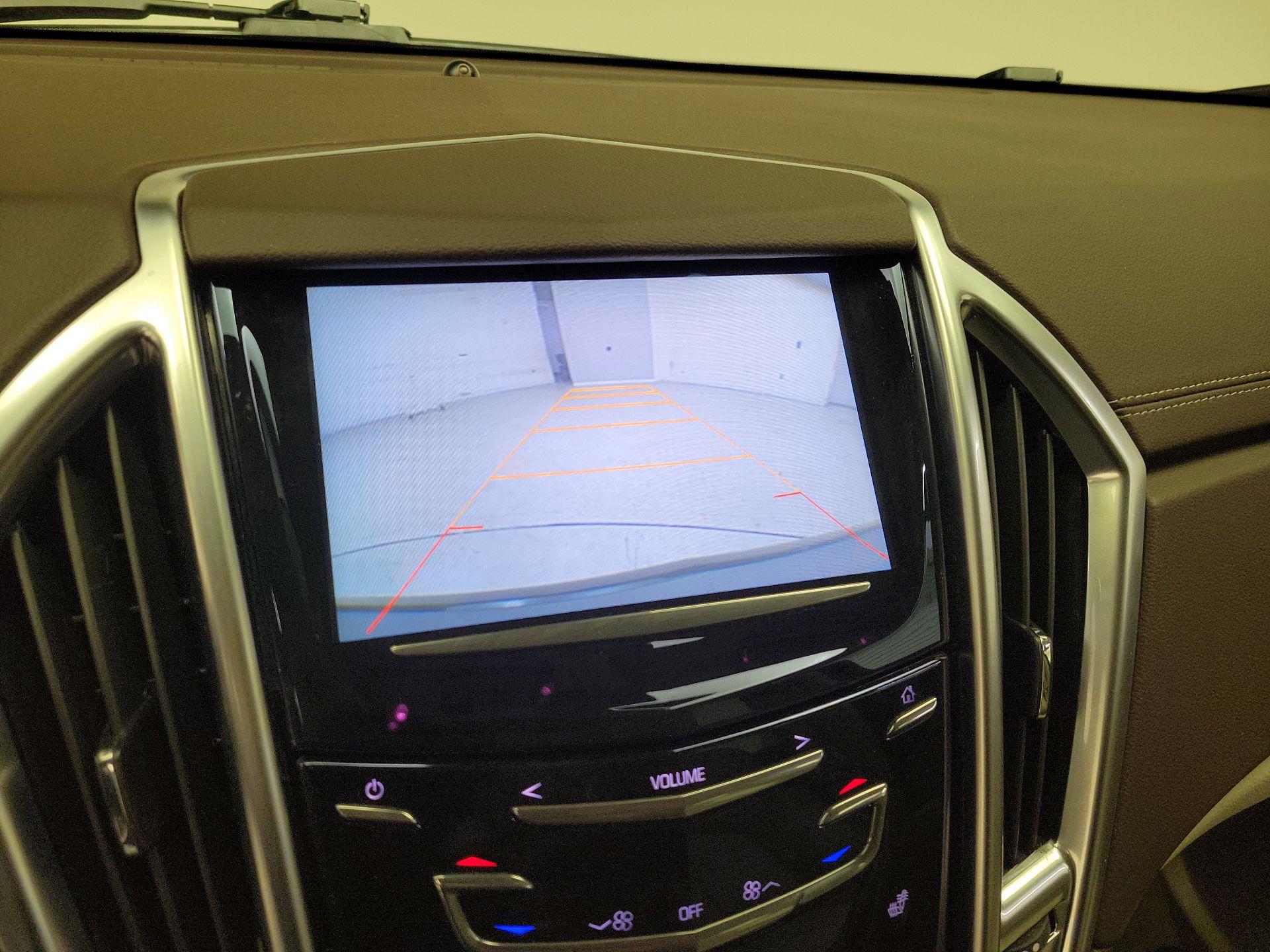 Thumbnail: 2015 Cadillac SRX - 14