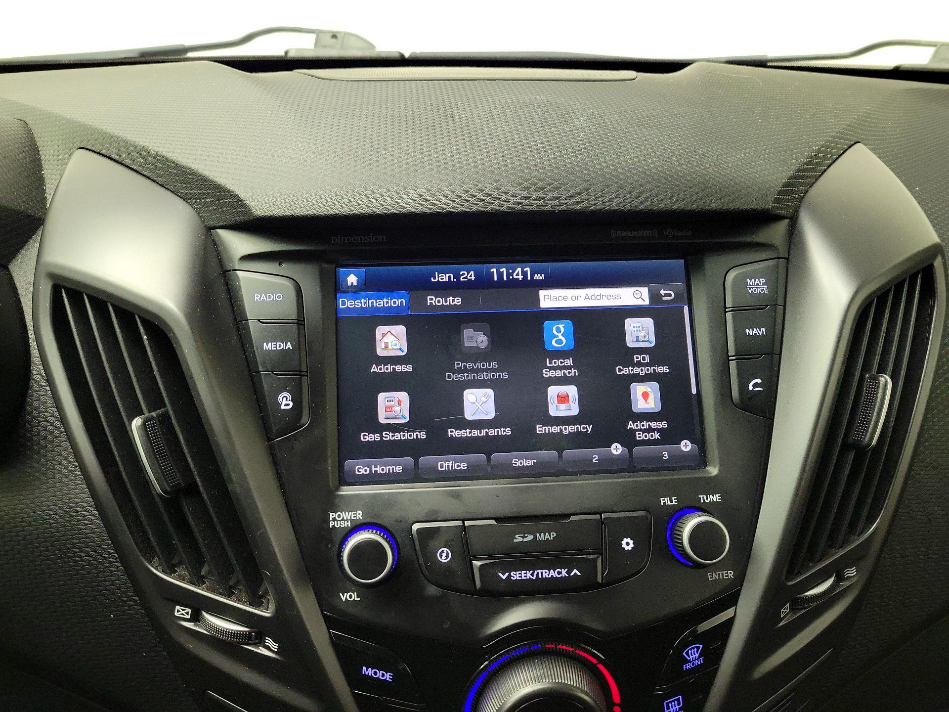 Thumbnail: 2017 Hyundai Veloster - 14