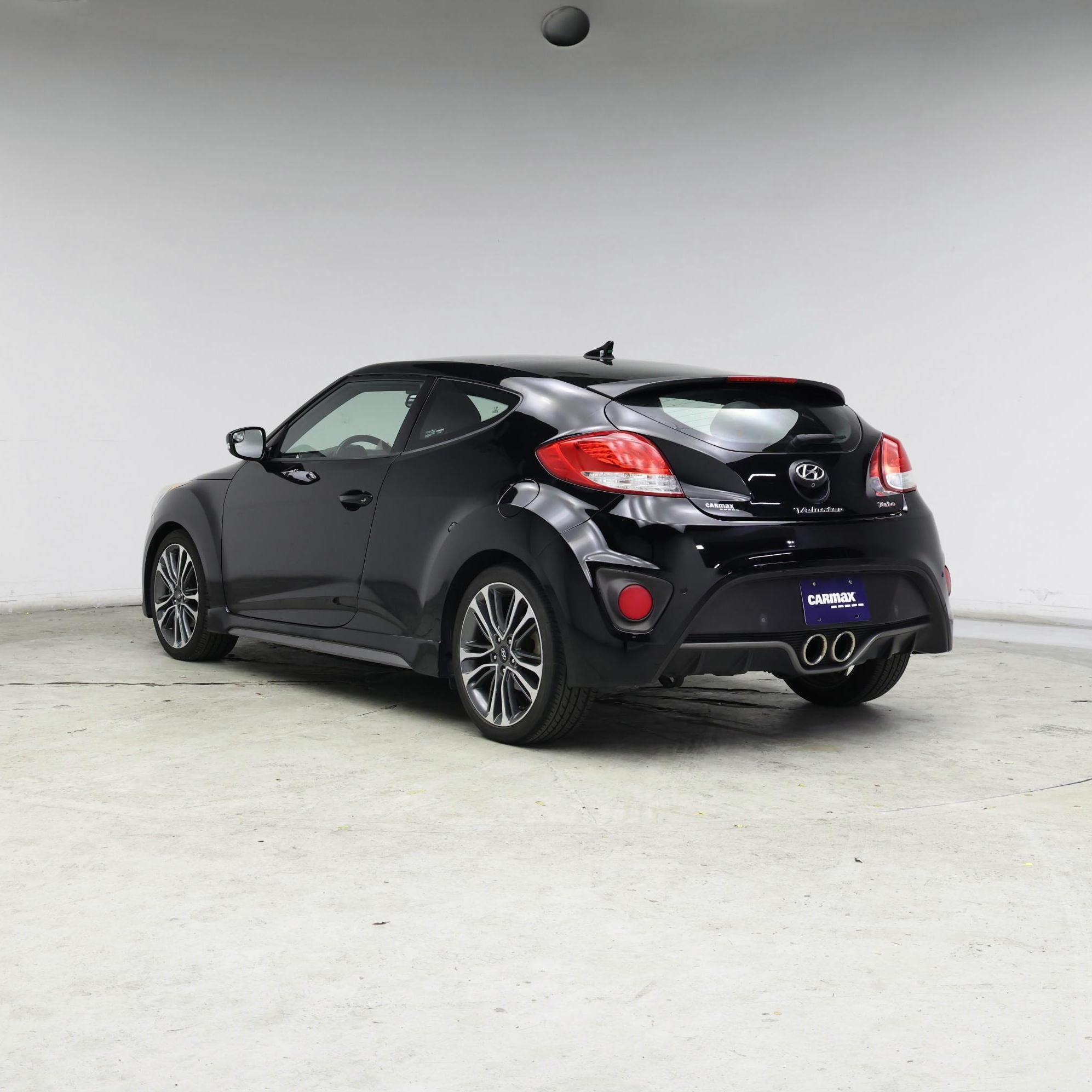 Thumbnail: 2017 Hyundai Veloster - 2