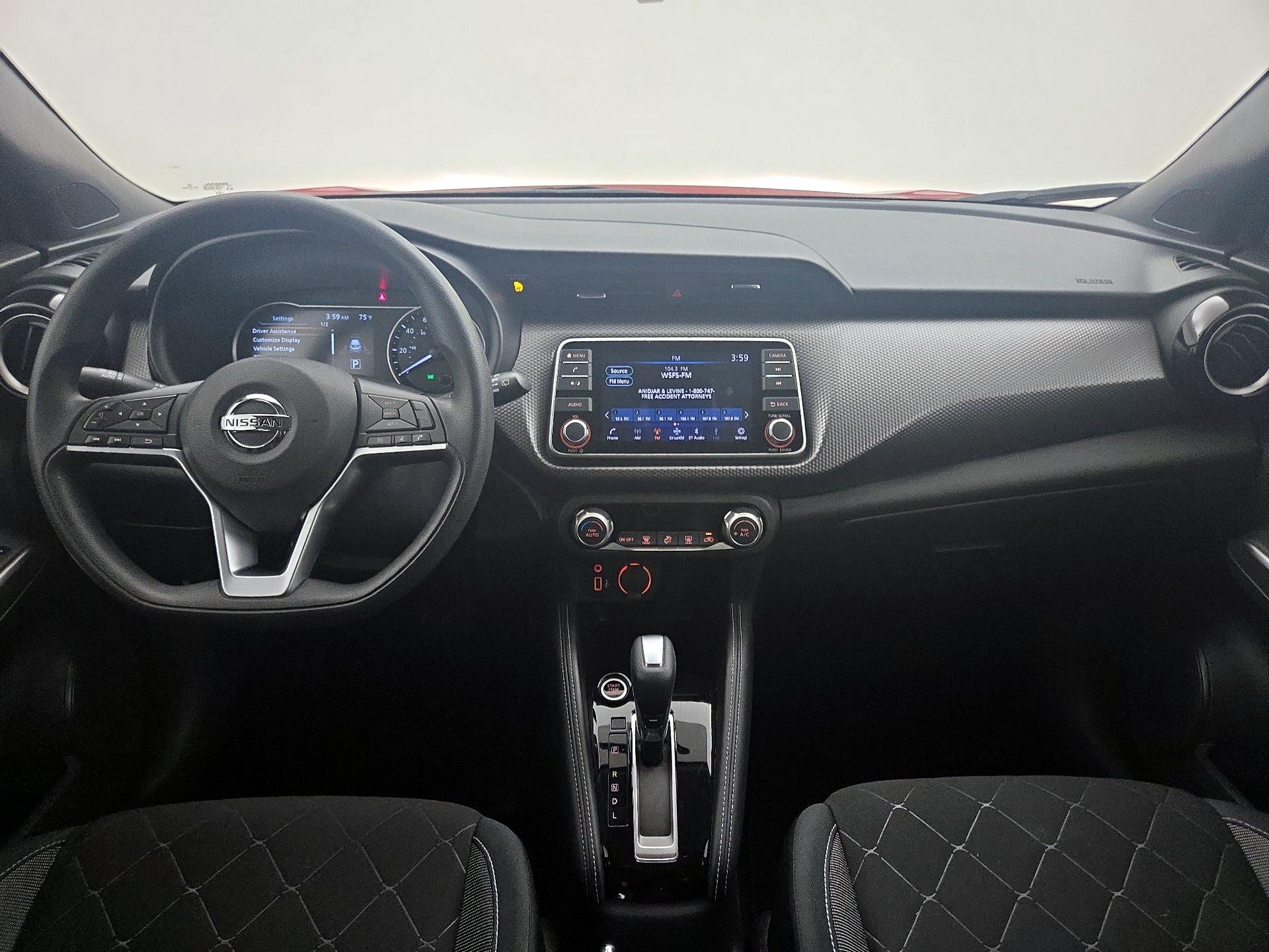 Thumbnail: 2019 Nissan Kicks - 9