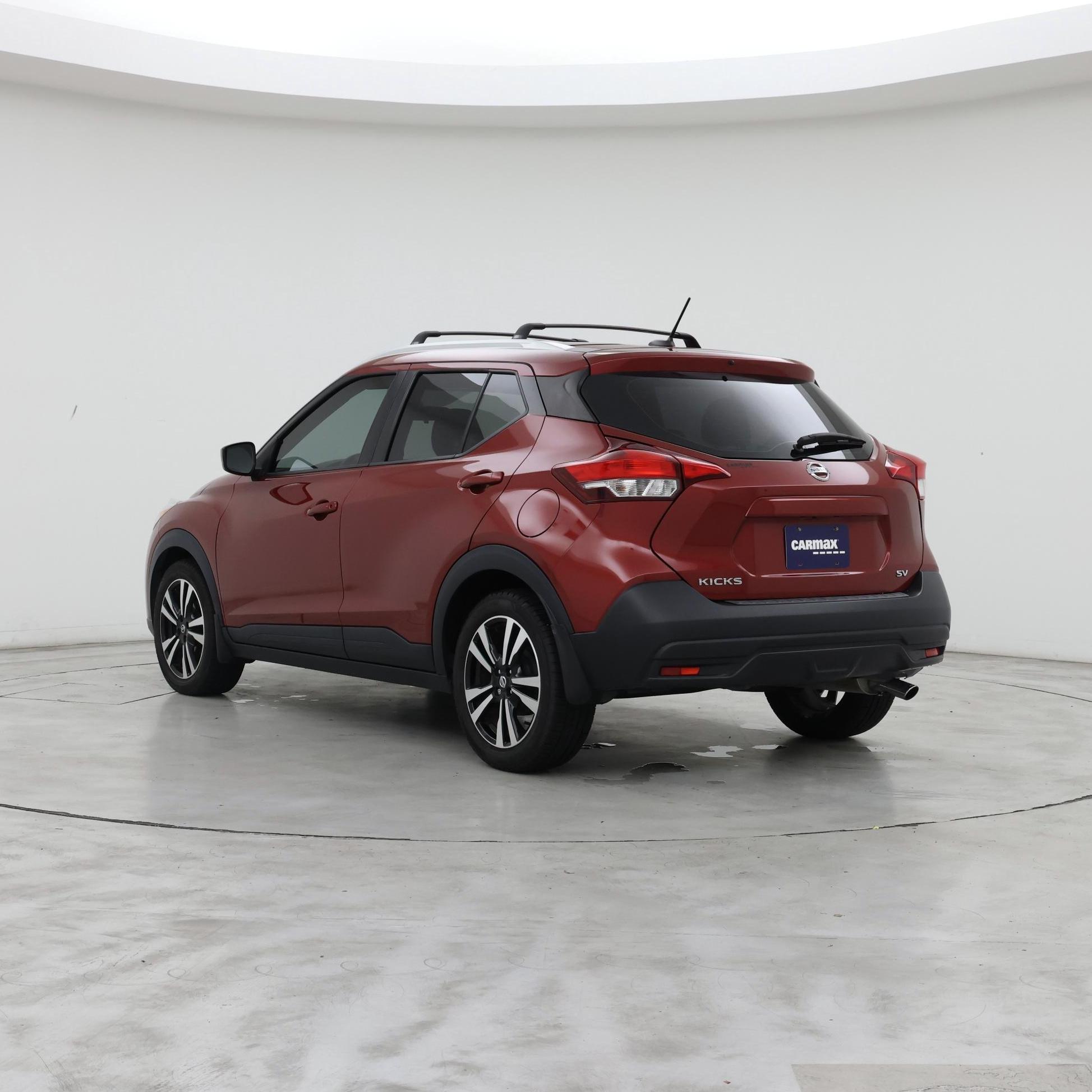 Thumbnail: 2019 Nissan Kicks - 2