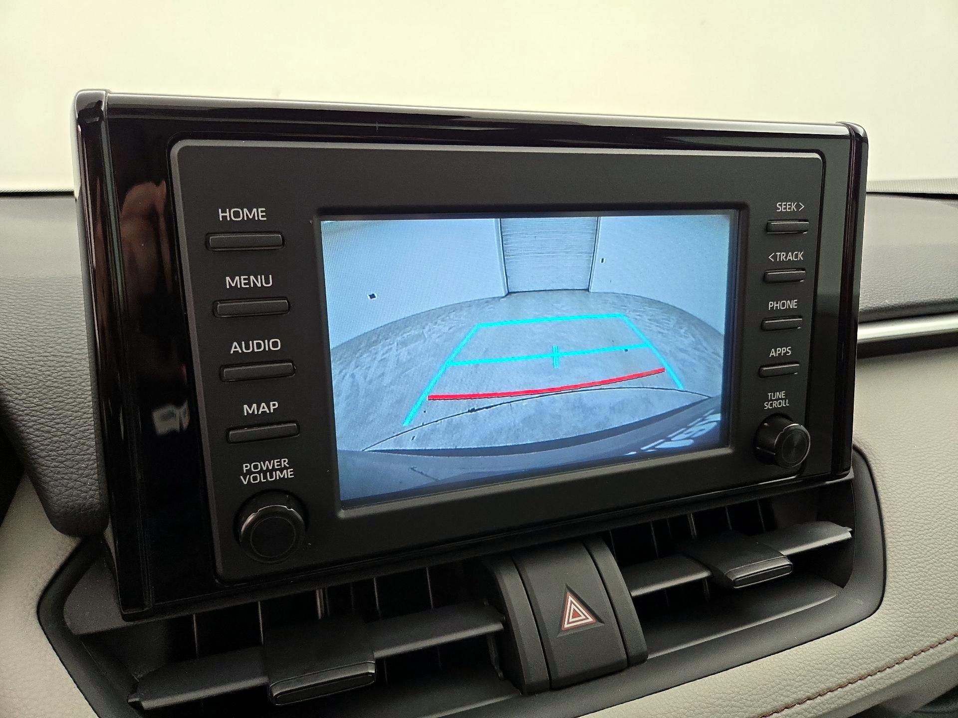 Thumbnail: 2019 Toyota RAV4 - 14