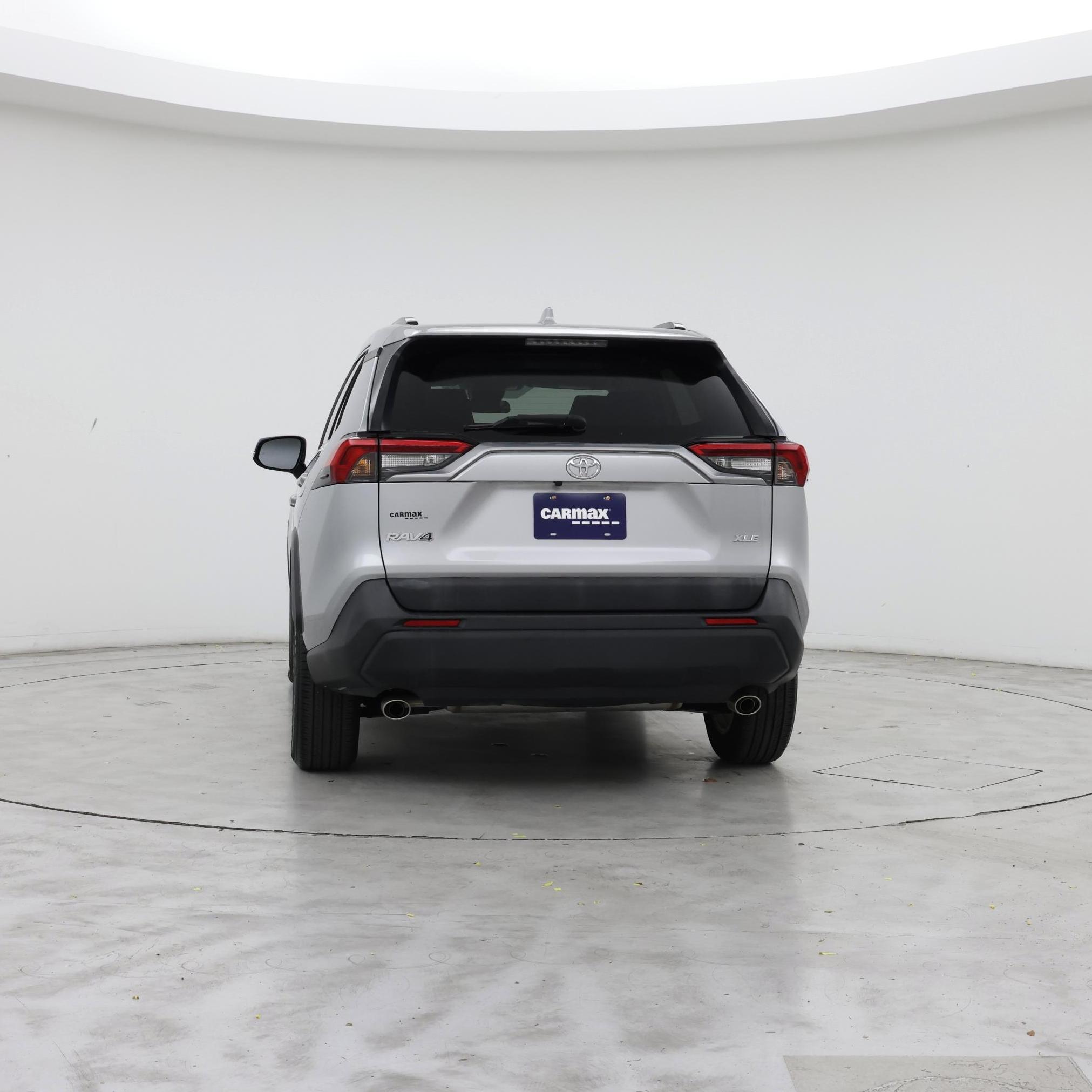 Thumbnail: 2019 Toyota RAV4 - 6