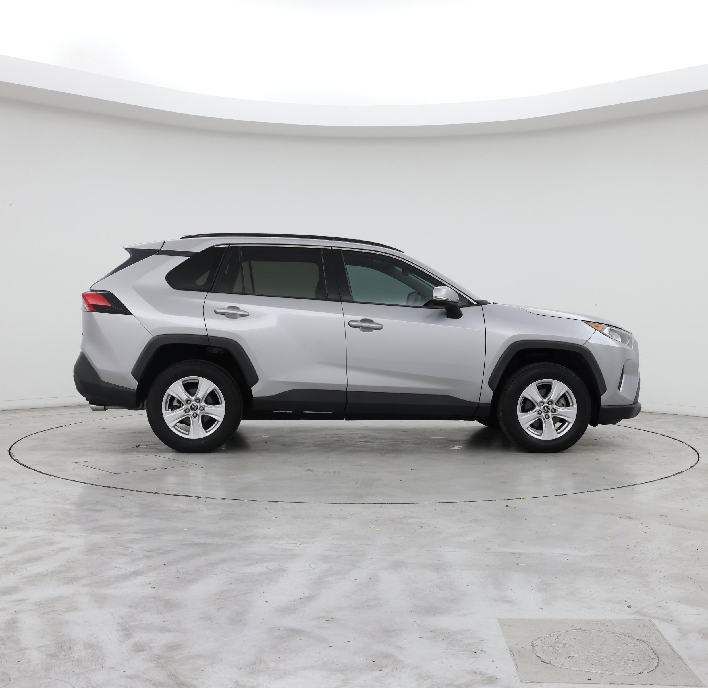 Thumbnail: 2019 Toyota RAV4 - 7