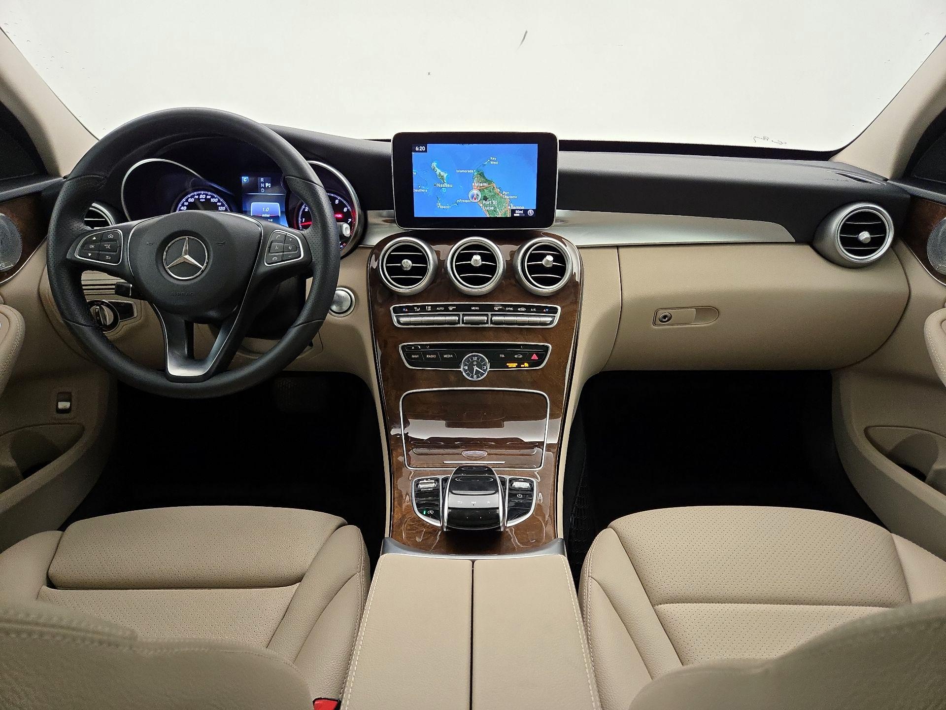 Thumbnail: 2017 Mercedes-Benz C-Class - 9