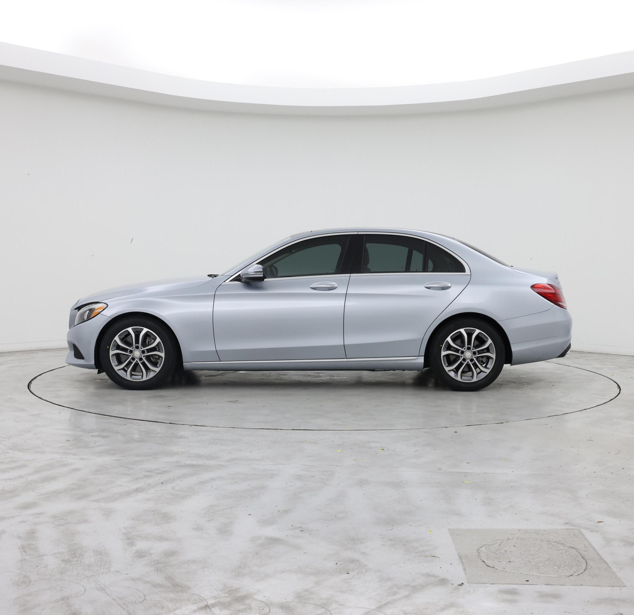 Thumbnail: 2017 Mercedes-Benz C-Class - 3