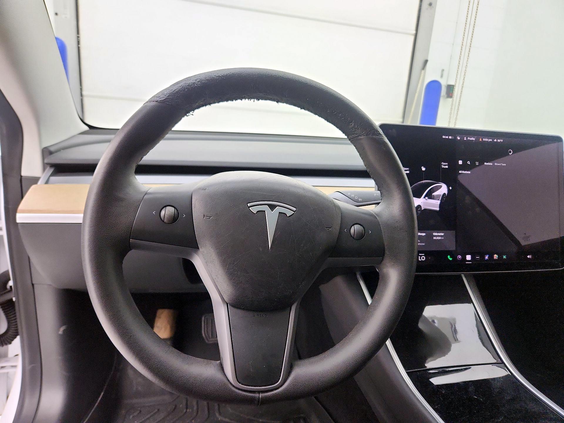 Thumbnail: 2020 Tesla Model 3 - 10