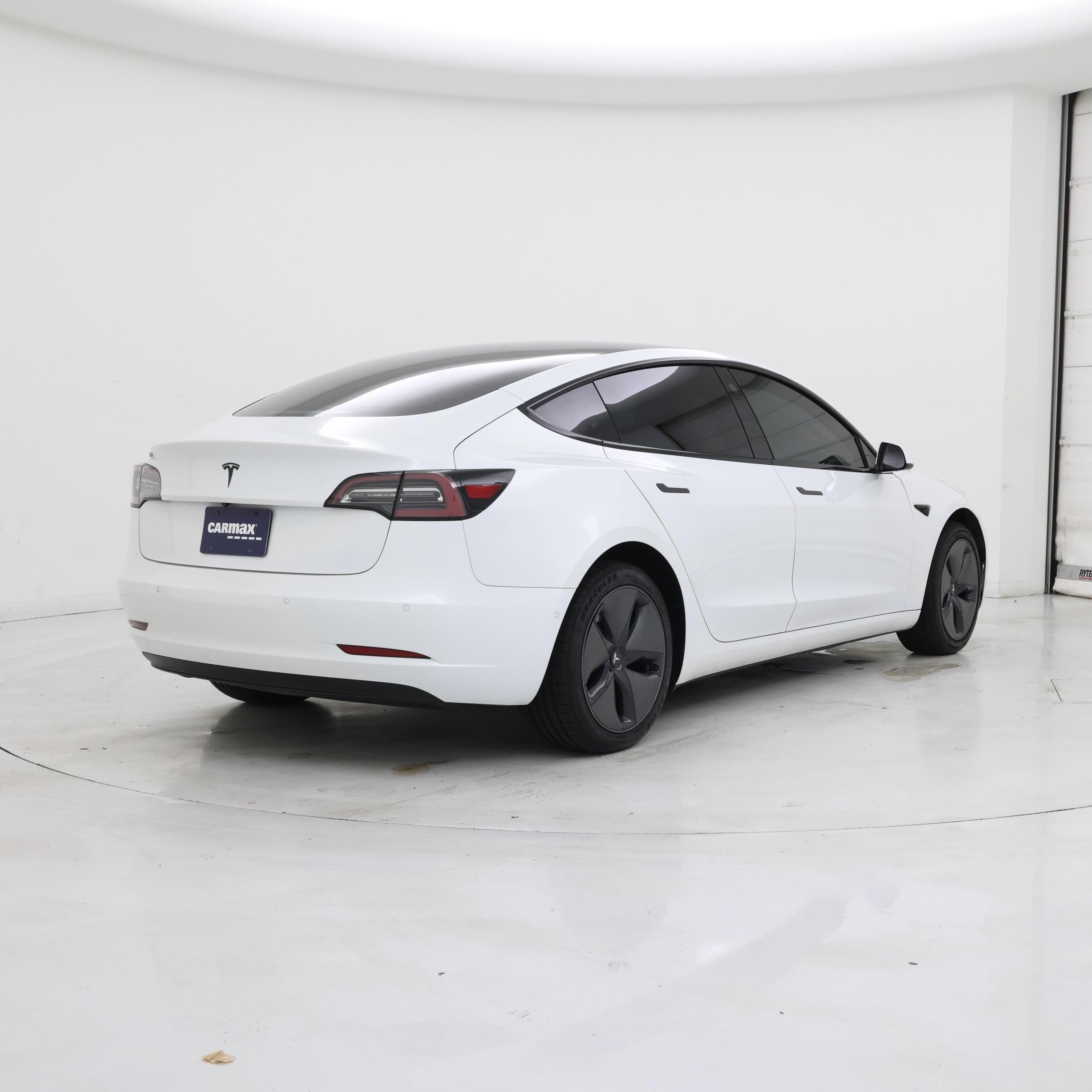 Thumbnail: 2020 Tesla Model 3 - 8