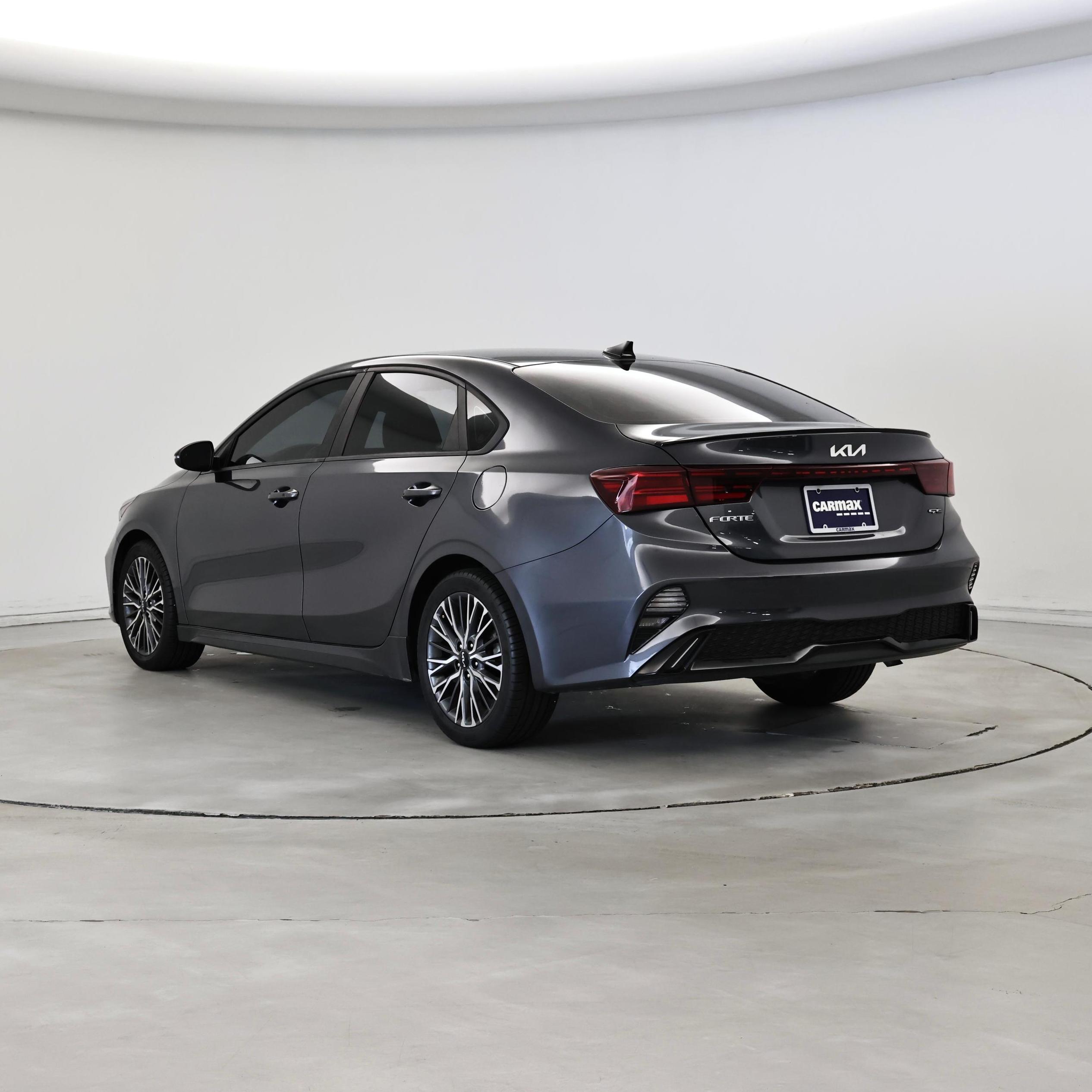 Thumbnail: 2022 Kia Forte - 2