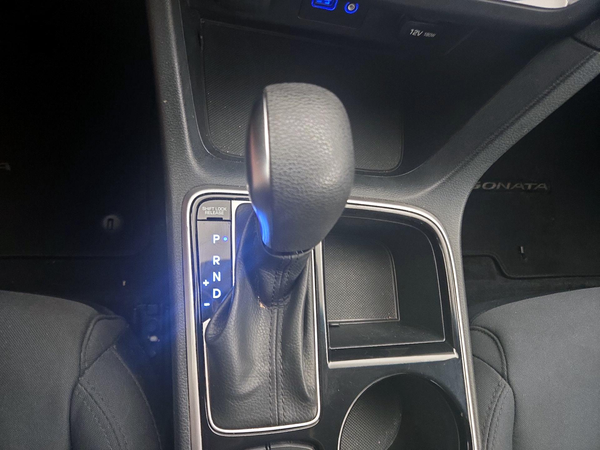 Thumbnail: 2018 Hyundai Sonata - 17