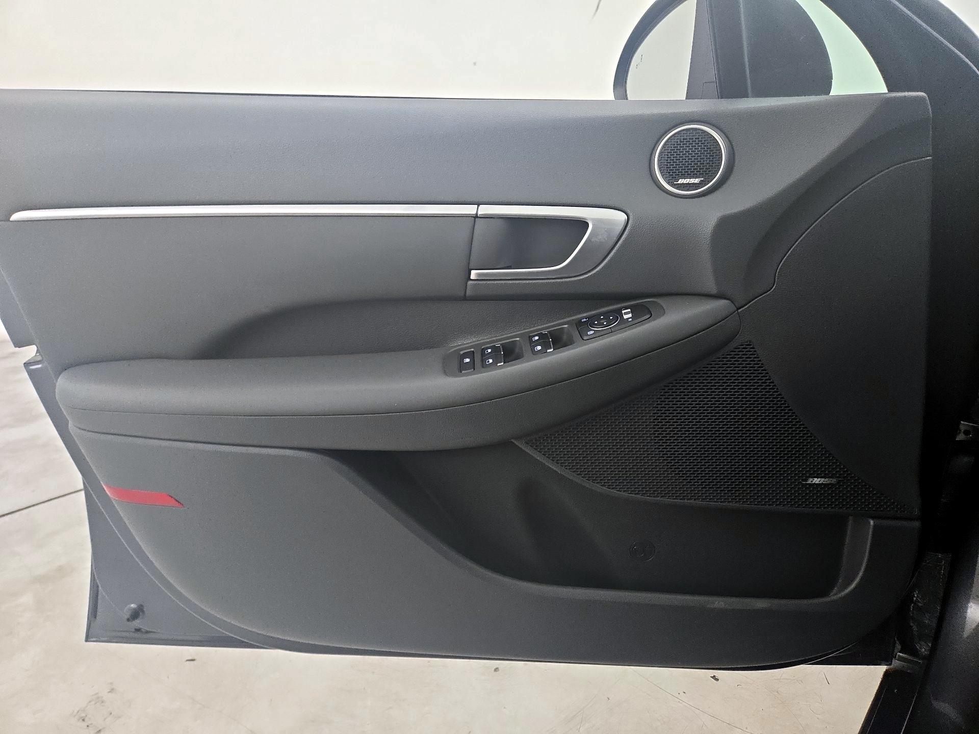 Thumbnail: 2020 Hyundai Sonata - 12