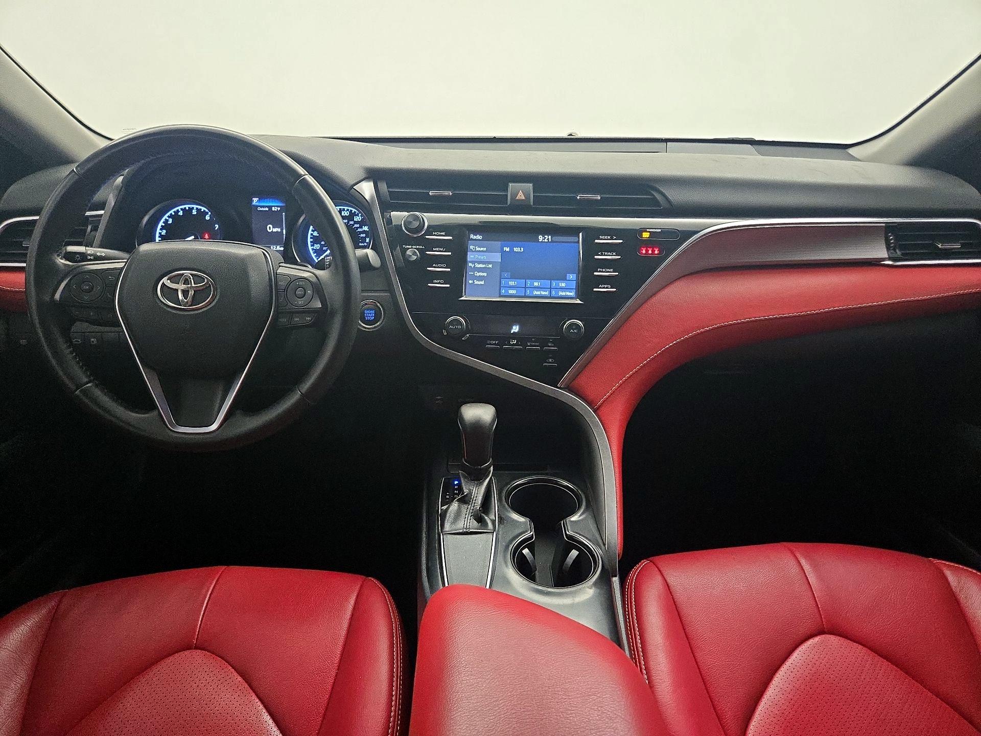 Thumbnail: 2018 Toyota Camry - 9