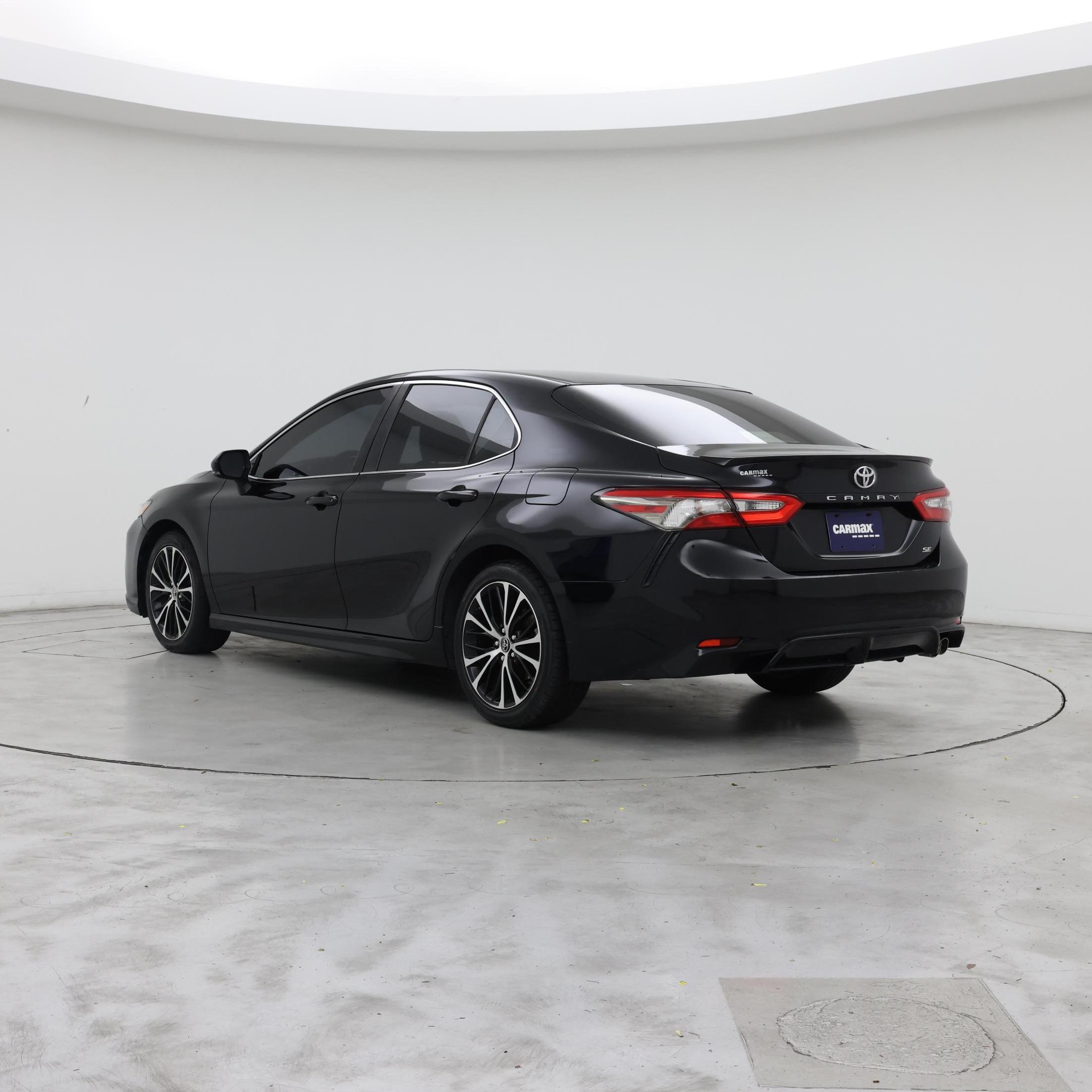 Thumbnail: 2018 Toyota Camry - 2