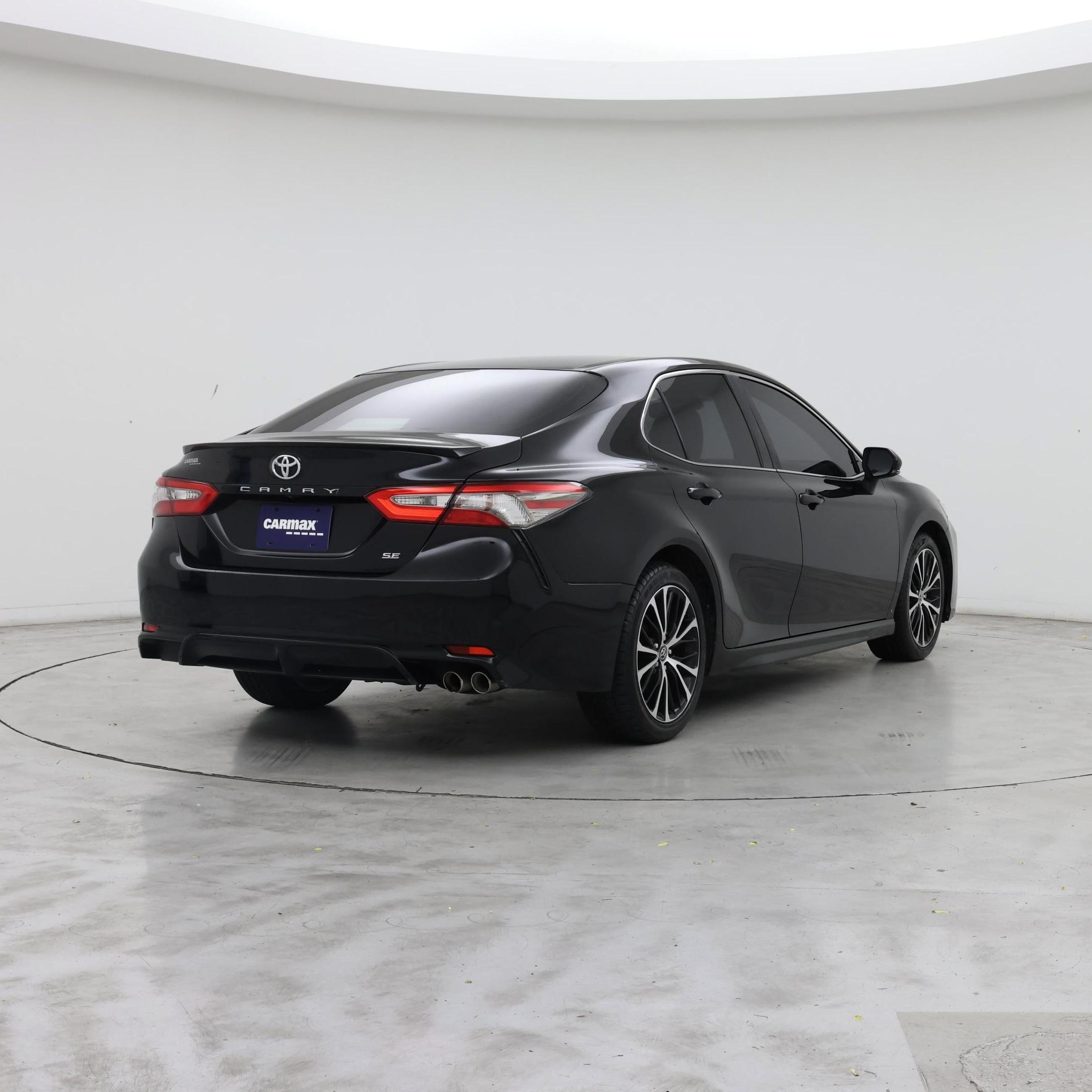 Thumbnail: 2018 Toyota Camry - 8
