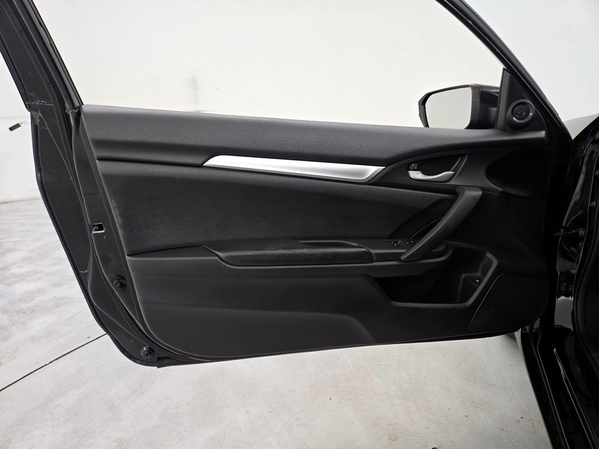 Thumbnail: 2019 Honda Civic - 12