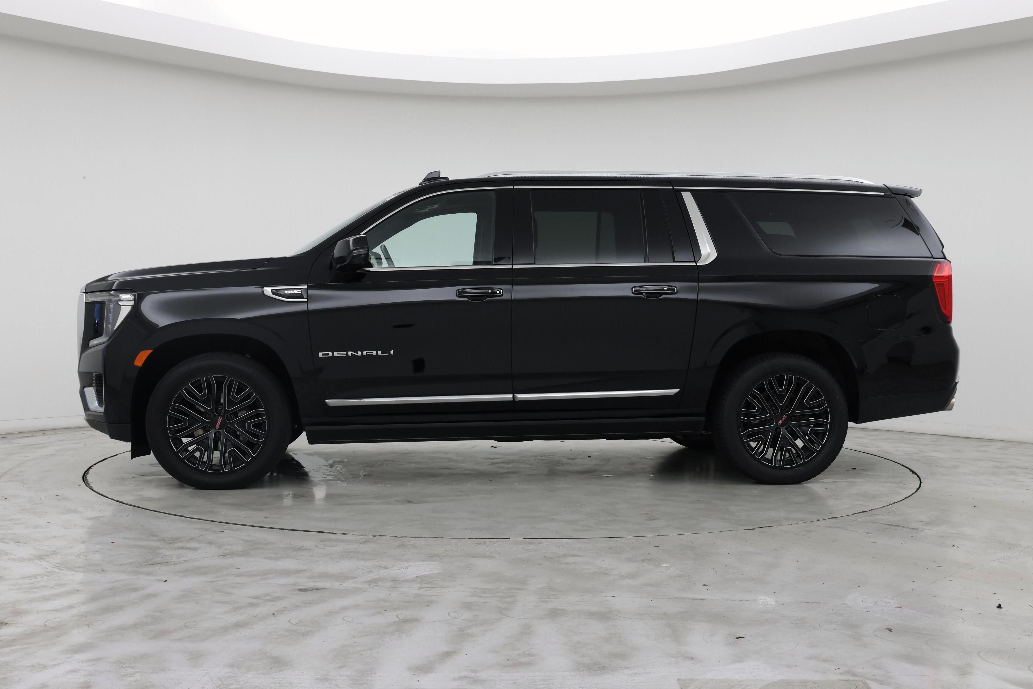 Thumbnail: 2021 GMC Yukon XL - 3