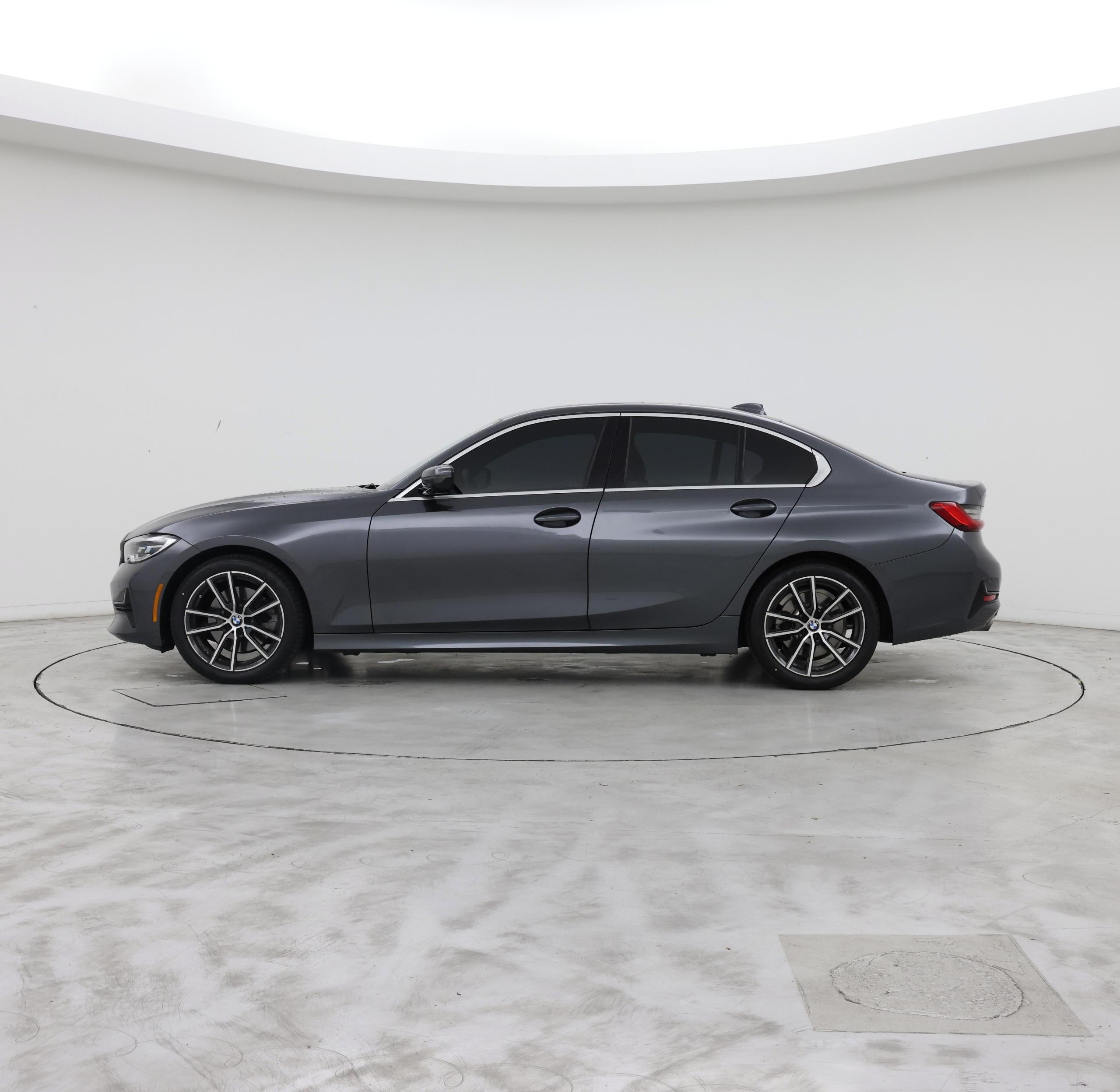 Thumbnail: 2020 BMW 3 Series - 3