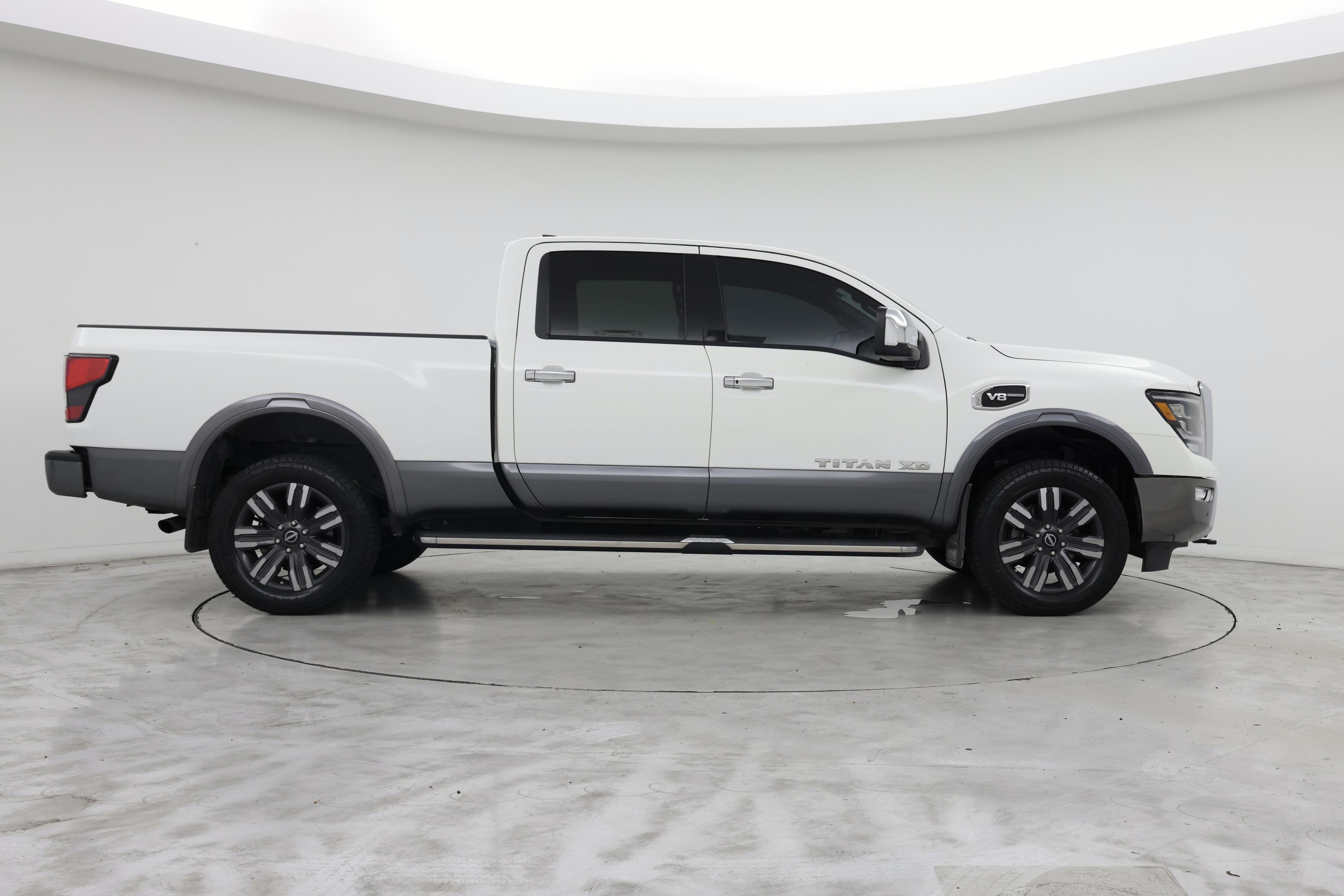 Thumbnail: 2023 Nissan Titan - 7