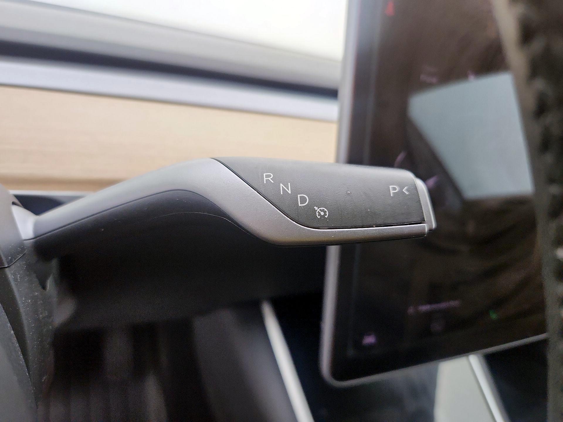 Thumbnail: 2020 Tesla Model 3 - 17