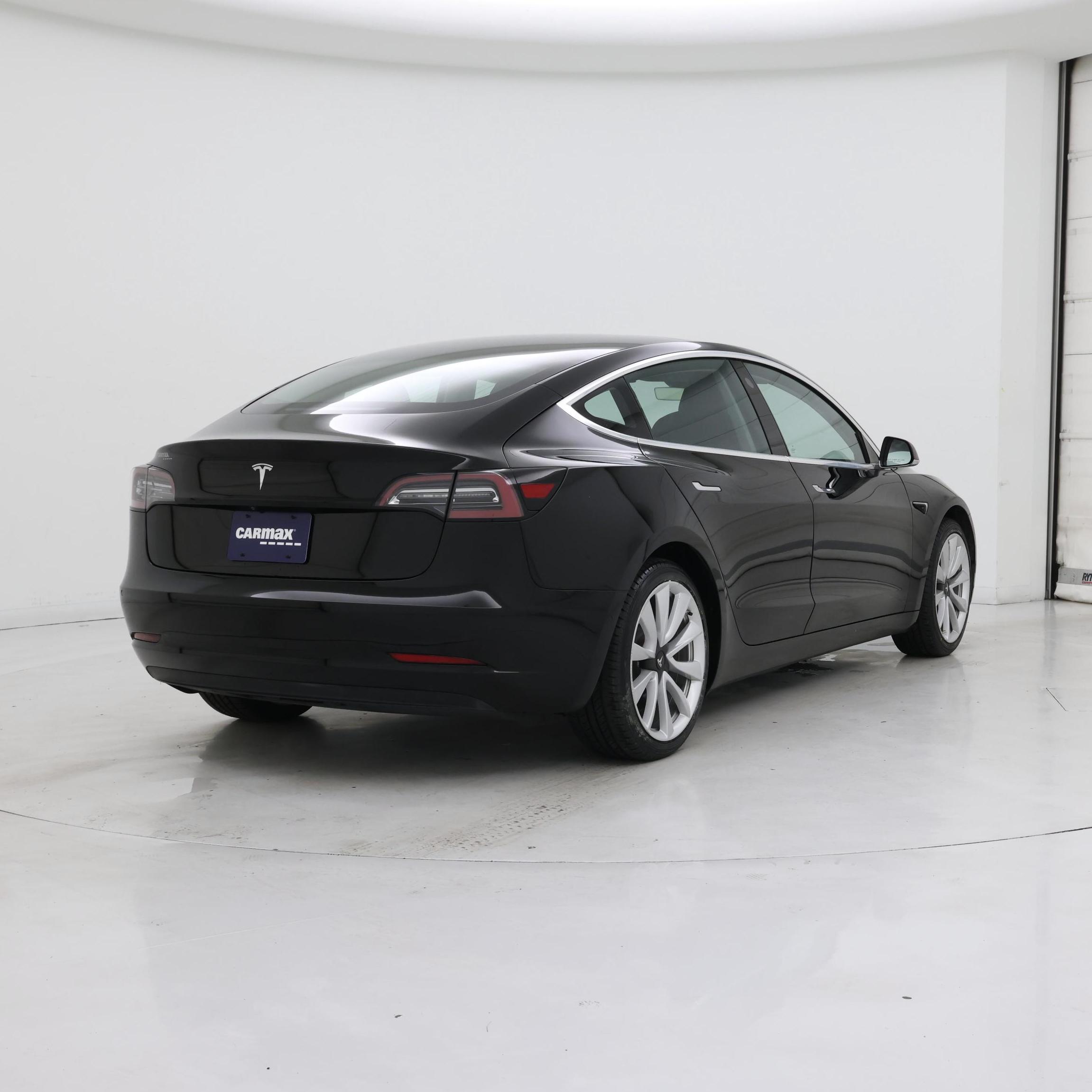 Thumbnail: 2020 Tesla Model 3 - 8