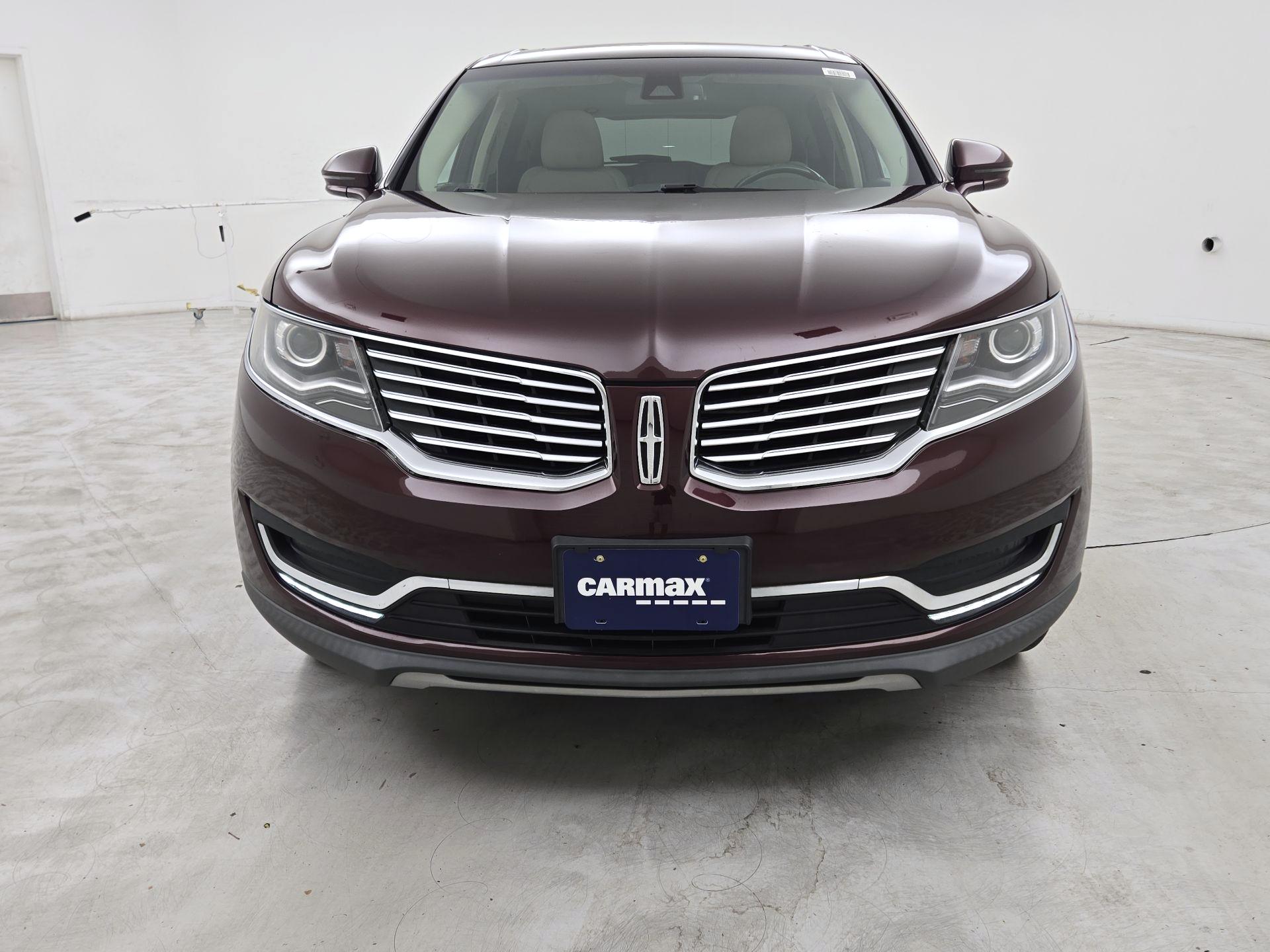 Thumbnail: 2017 Lincoln MKX - 2