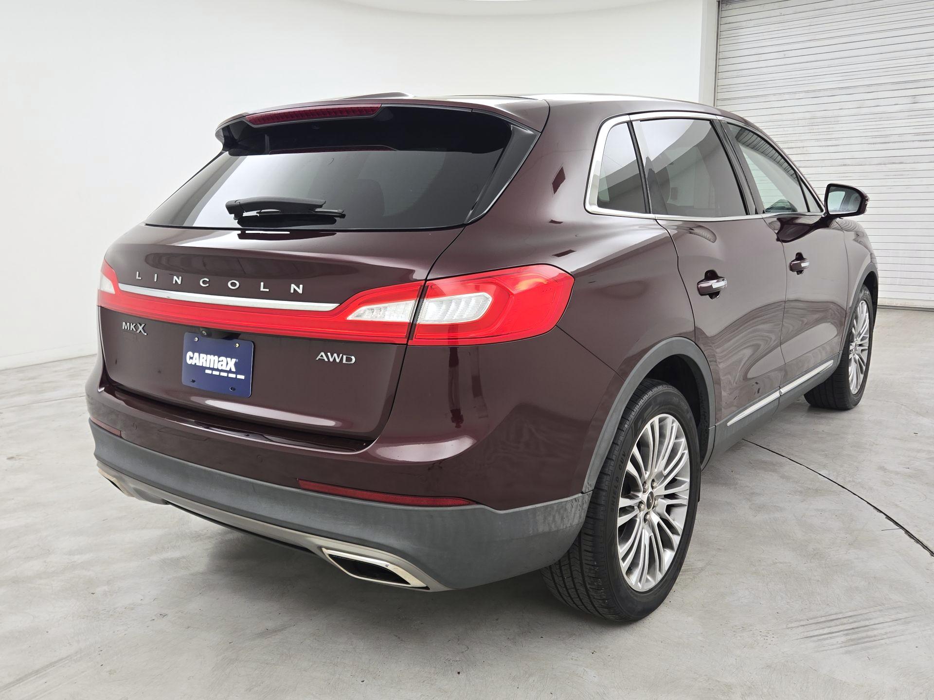 Thumbnail: 2017 Lincoln MKX - 5