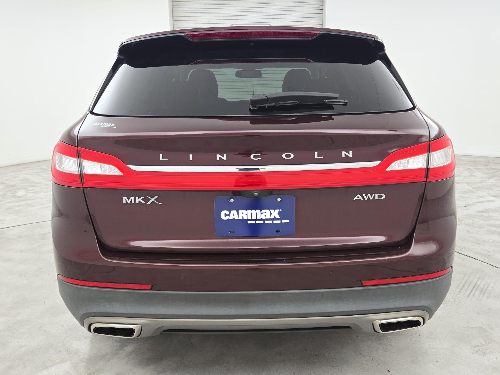 Thumbnail: 2017 Lincoln MKX - 6