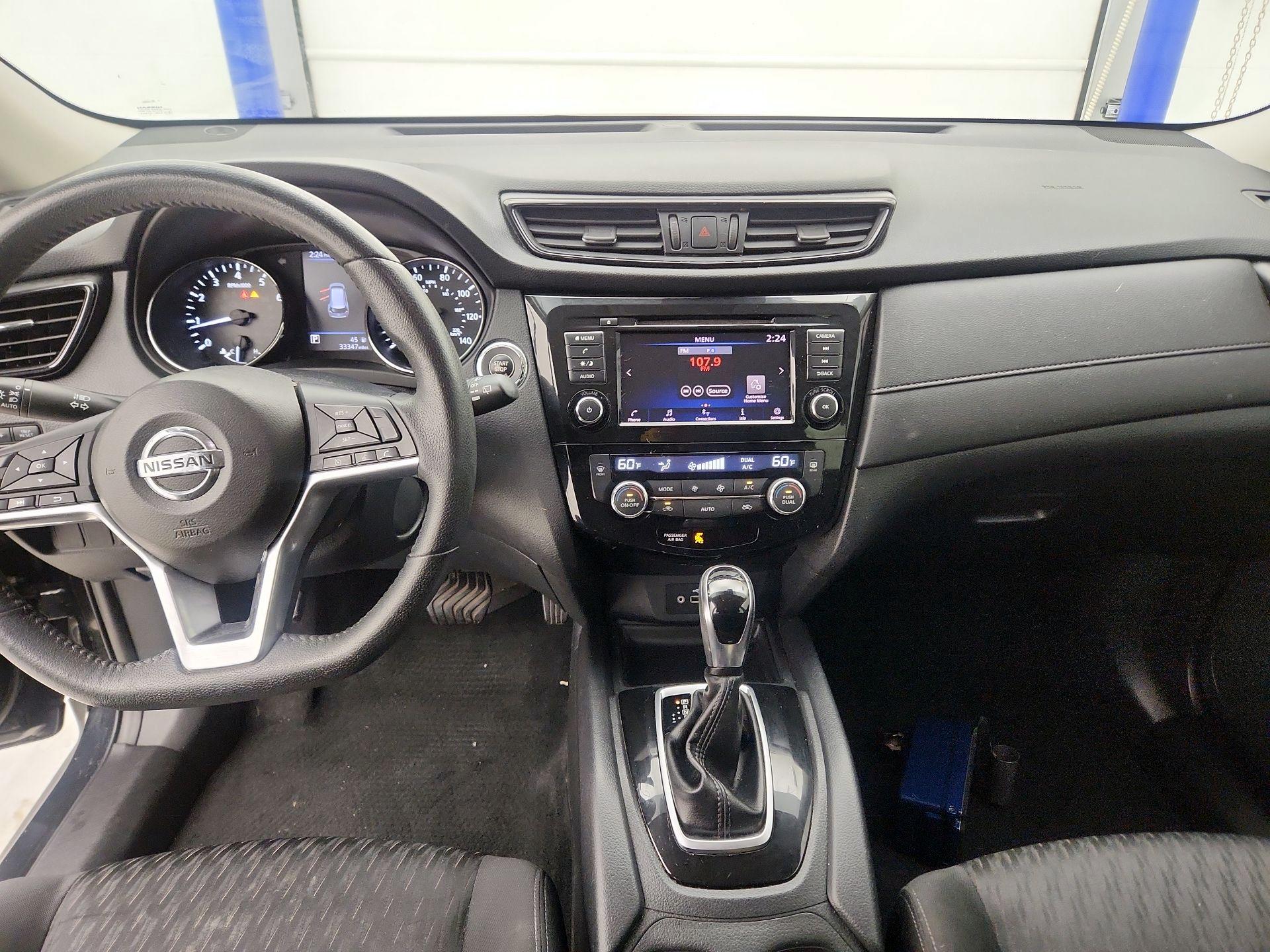 Thumbnail: 2019 Nissan Rogue - 9