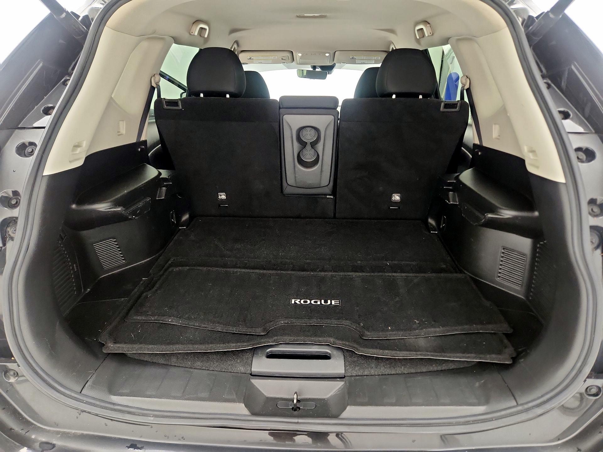 Thumbnail: 2019 Nissan Rogue - 20