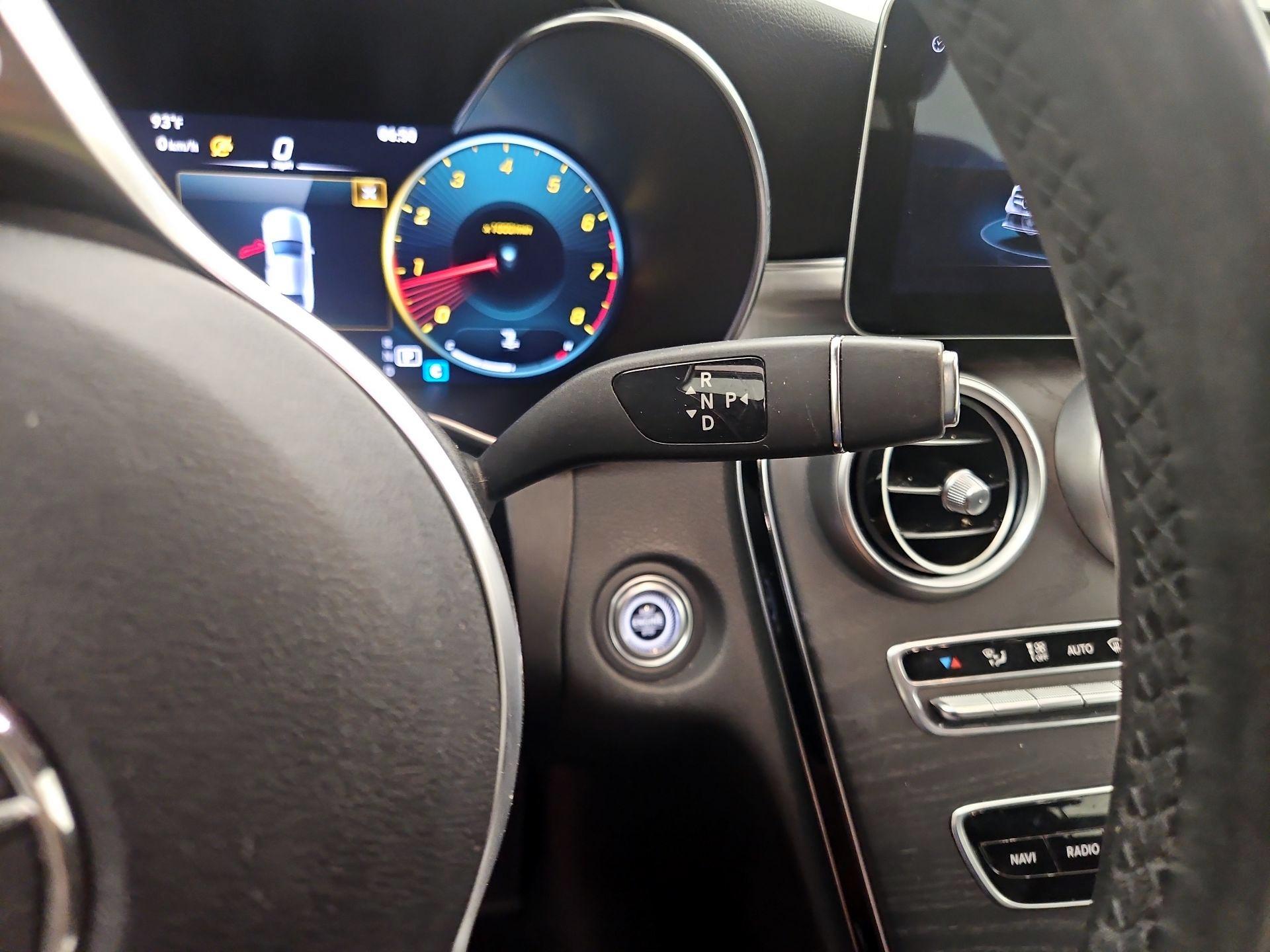 Thumbnail: 2021 Mercedes-Benz C-Class - 17