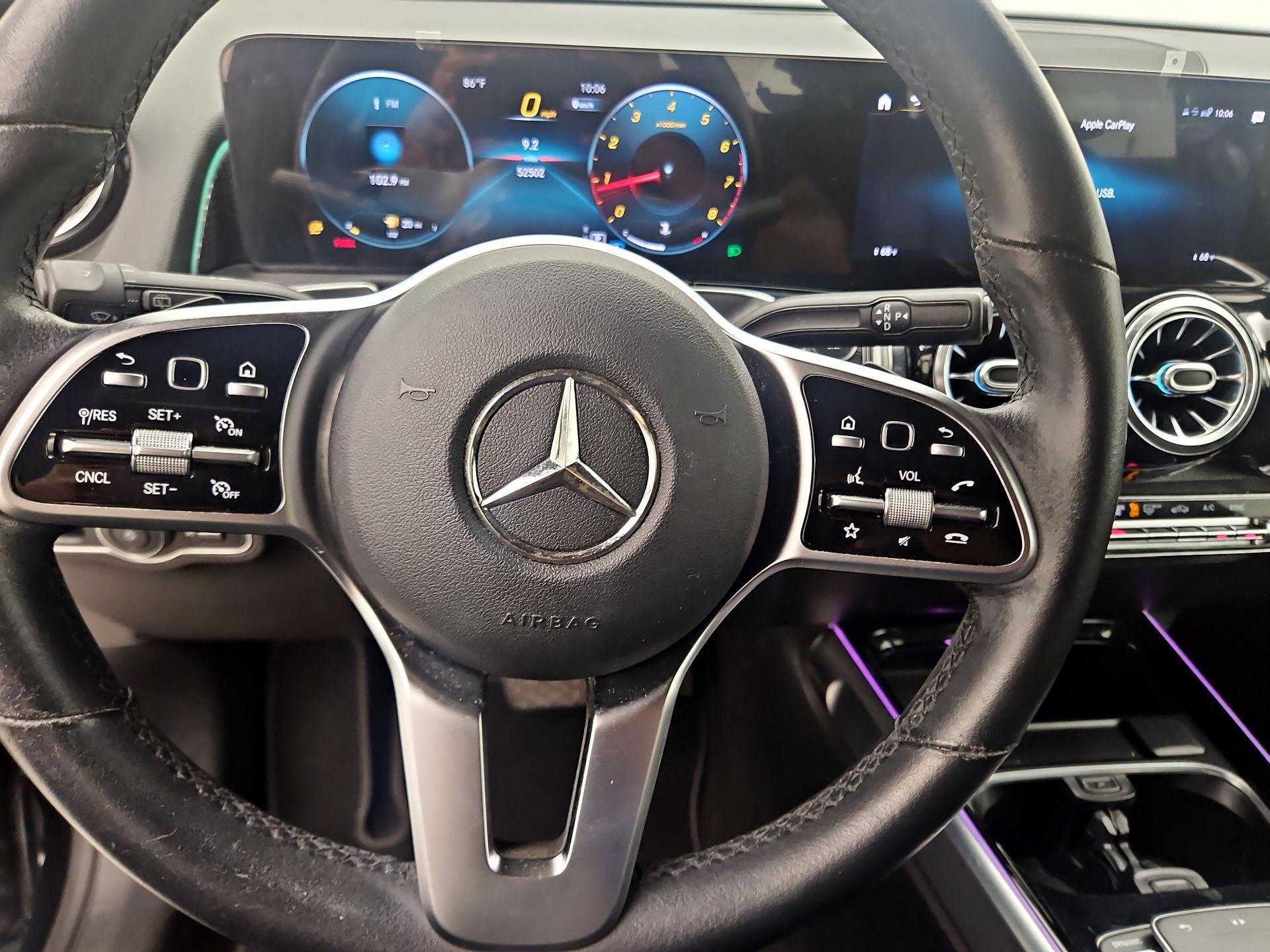 Thumbnail: 2021 Mercedes-Benz GLB - 10