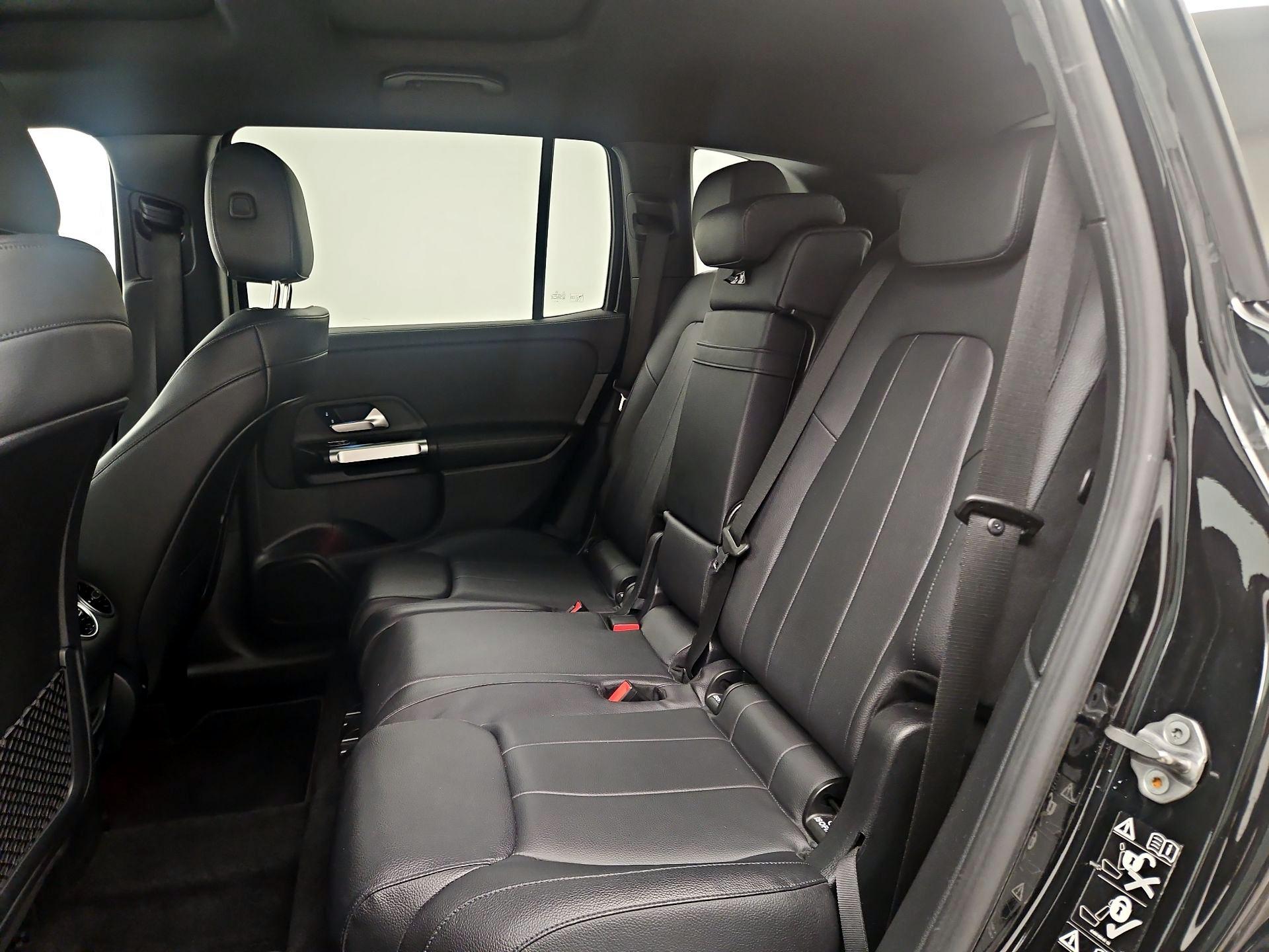 Thumbnail: 2021 Mercedes-Benz GLB - 20