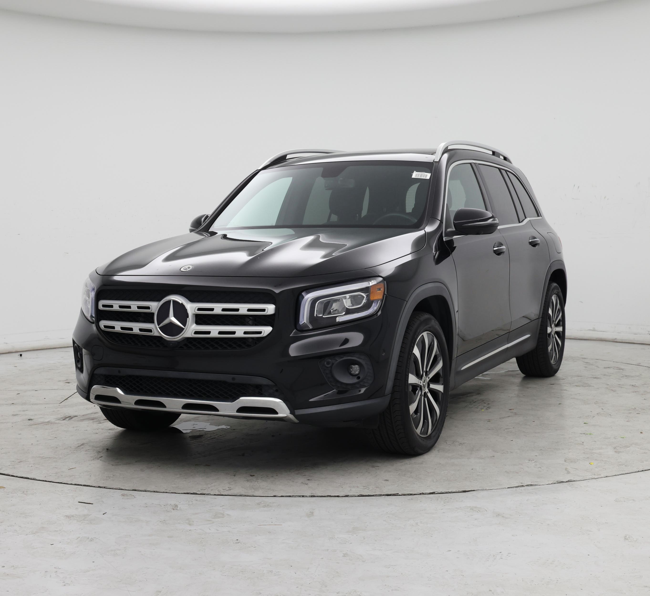 Thumbnail: 2021 Mercedes-Benz GLB - 4
