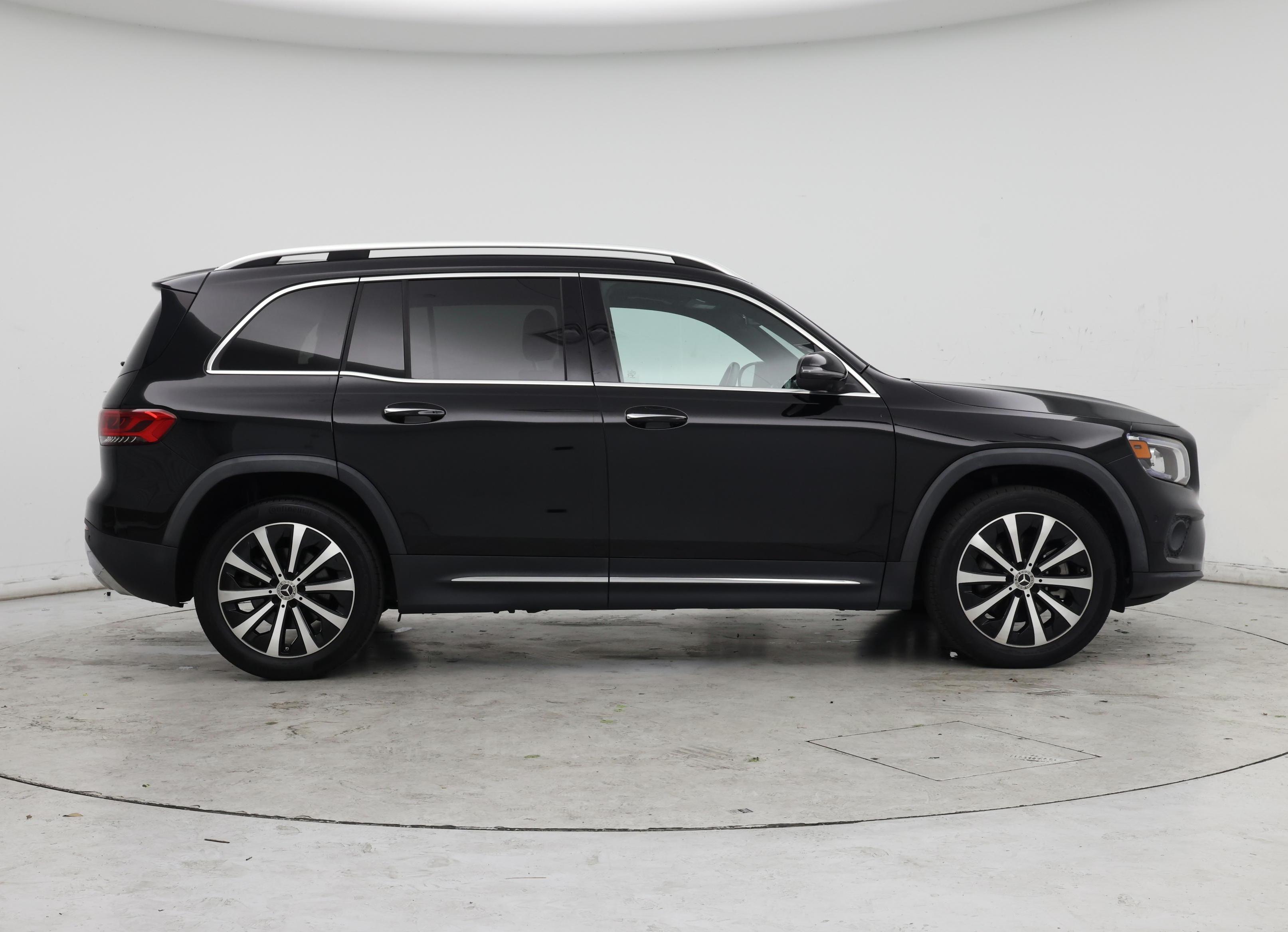 Thumbnail: 2021 Mercedes-Benz GLB - 7