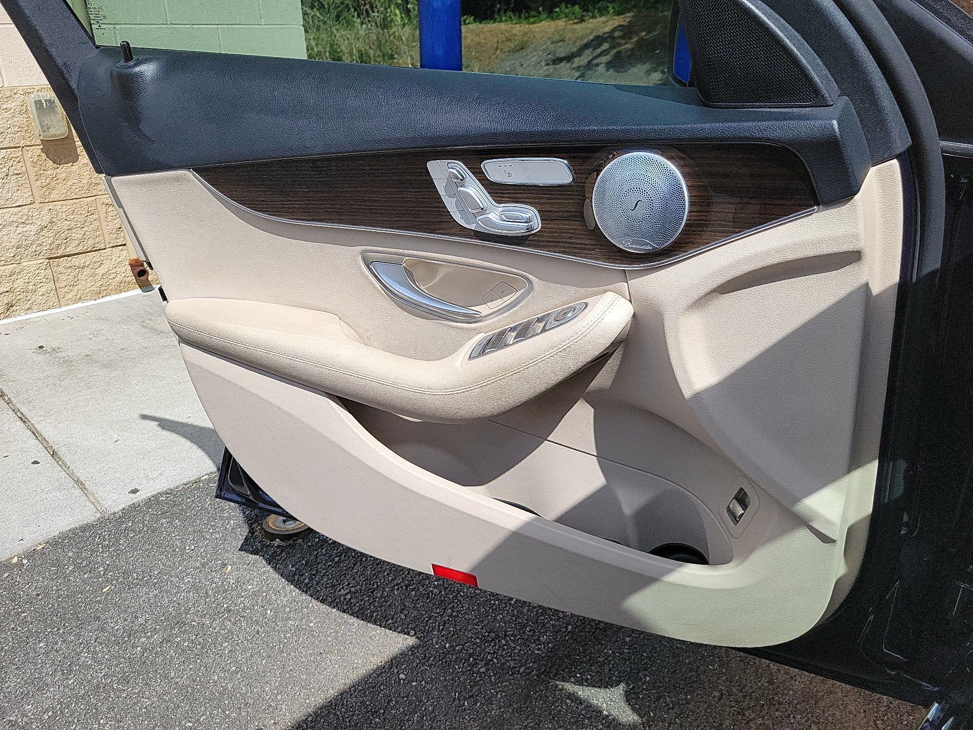 Thumbnail: 2021 Mercedes-Benz C-Class - 10
