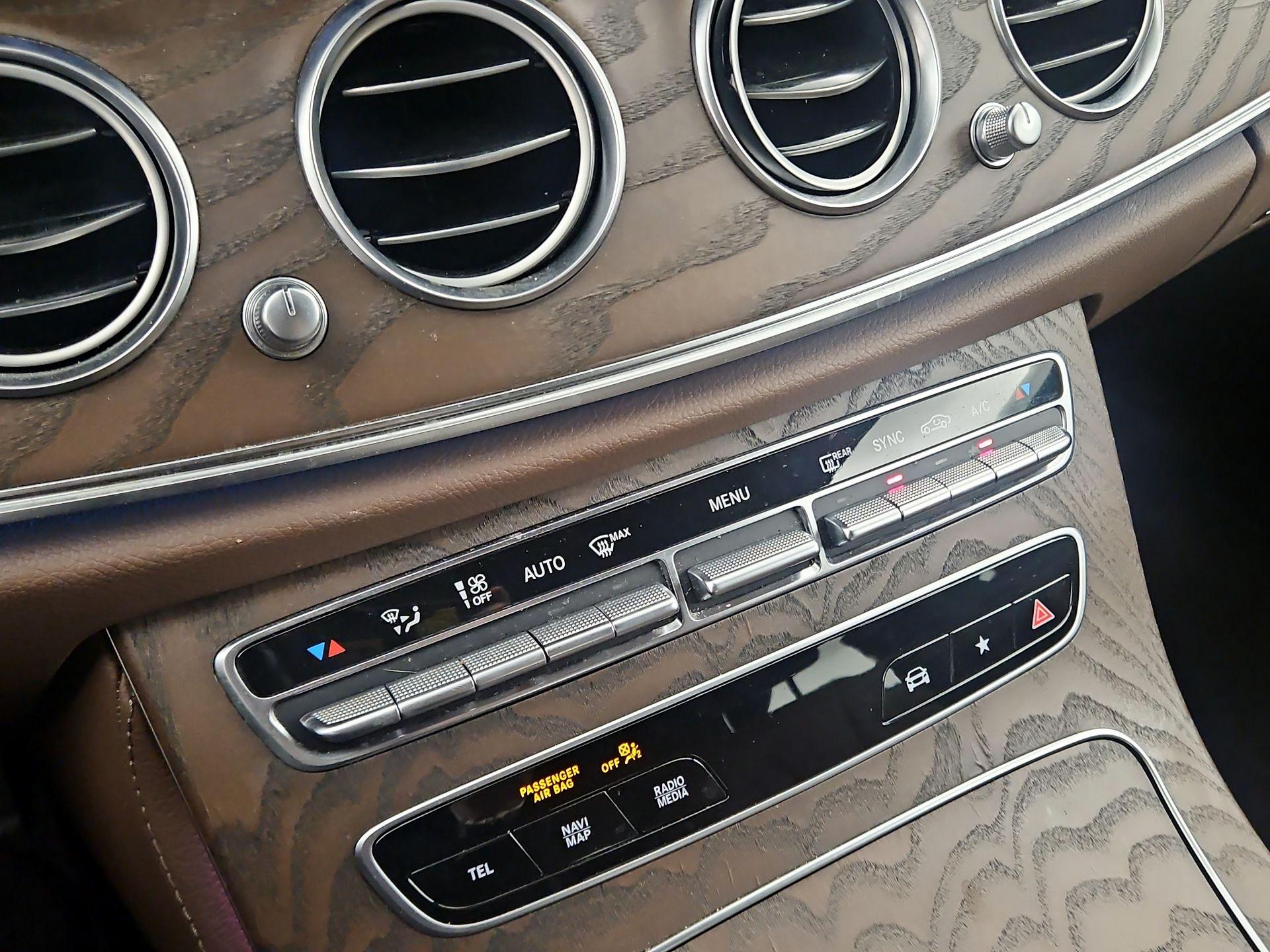 Thumbnail: 2021 Mercedes-Benz E-Class - 17