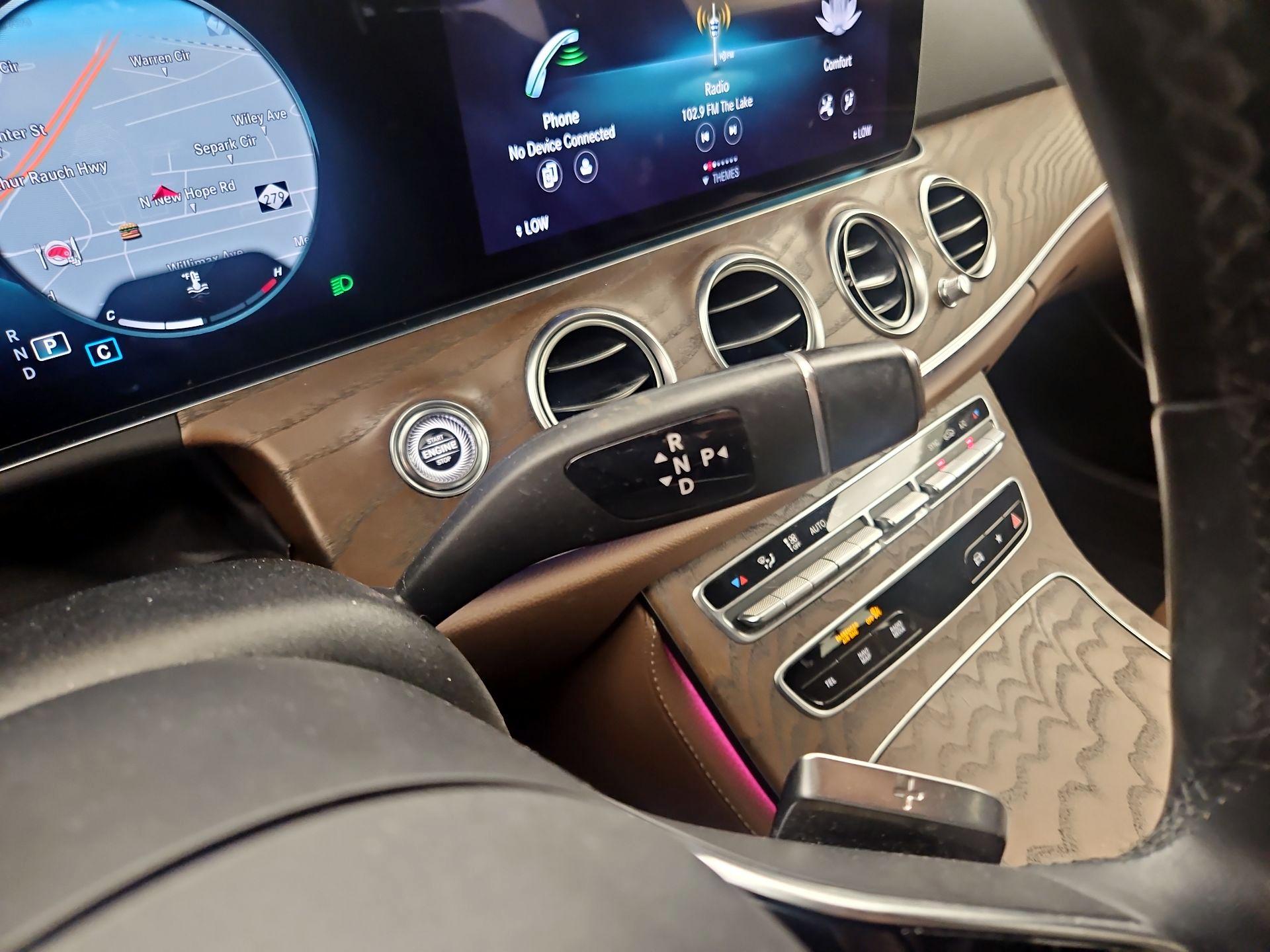 Thumbnail: 2021 Mercedes-Benz E-Class - 18