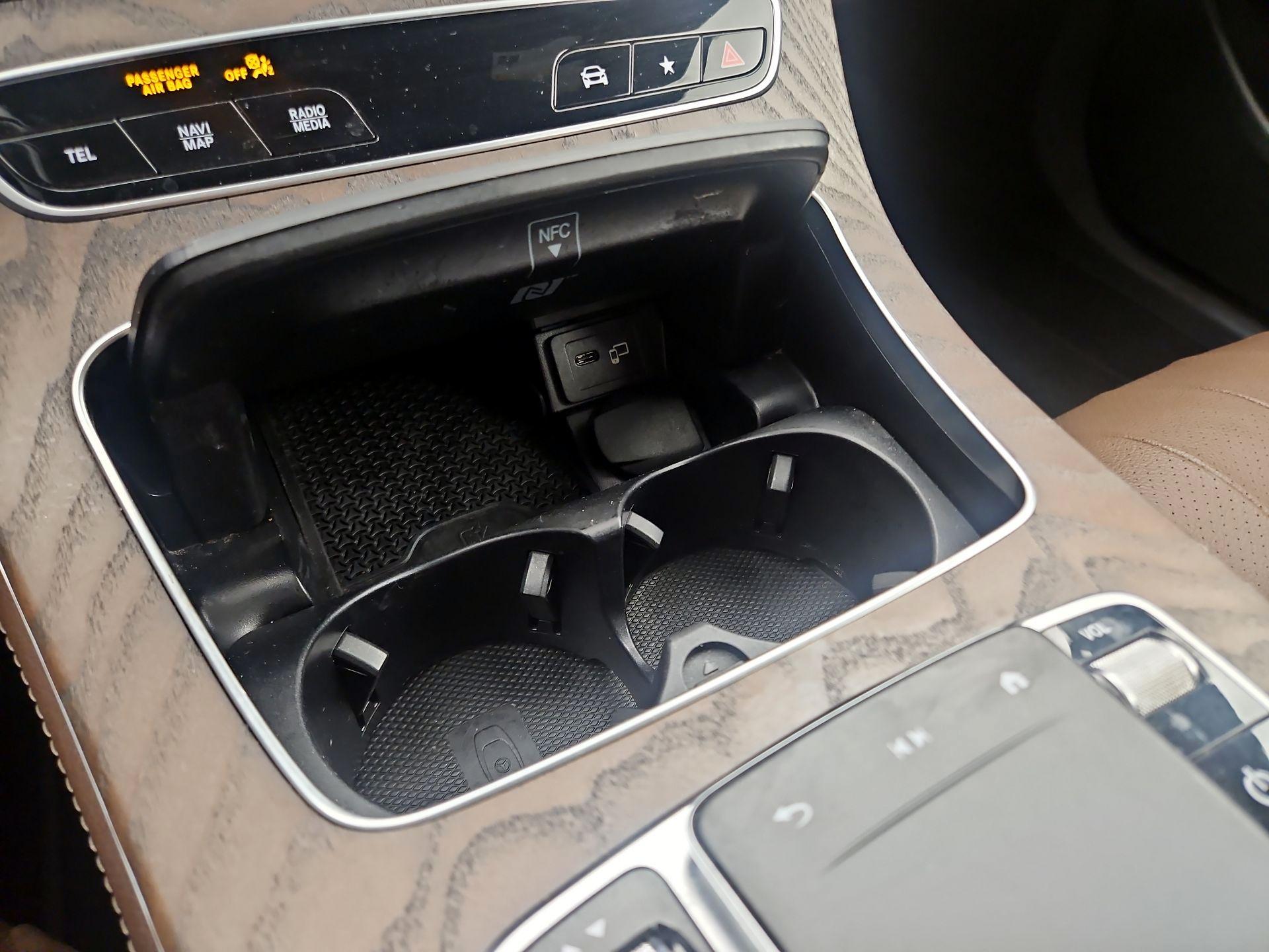 Thumbnail: 2021 Mercedes-Benz E-Class - 19