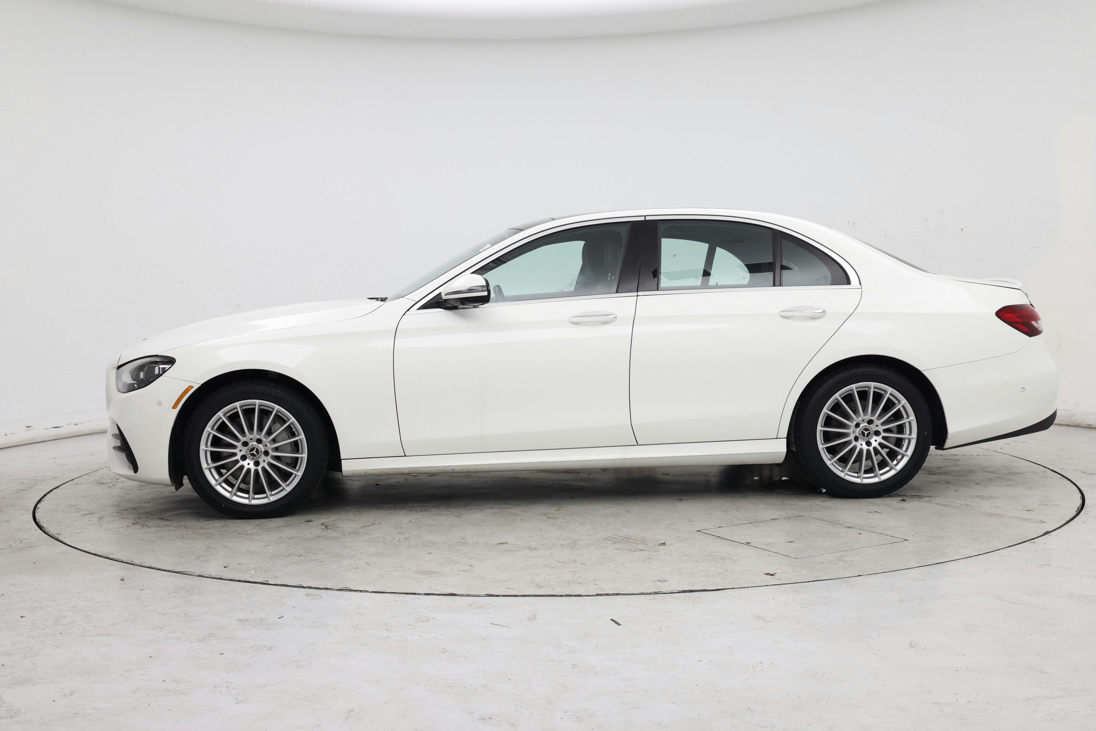 Thumbnail: 2021 Mercedes-Benz E-Class - 3