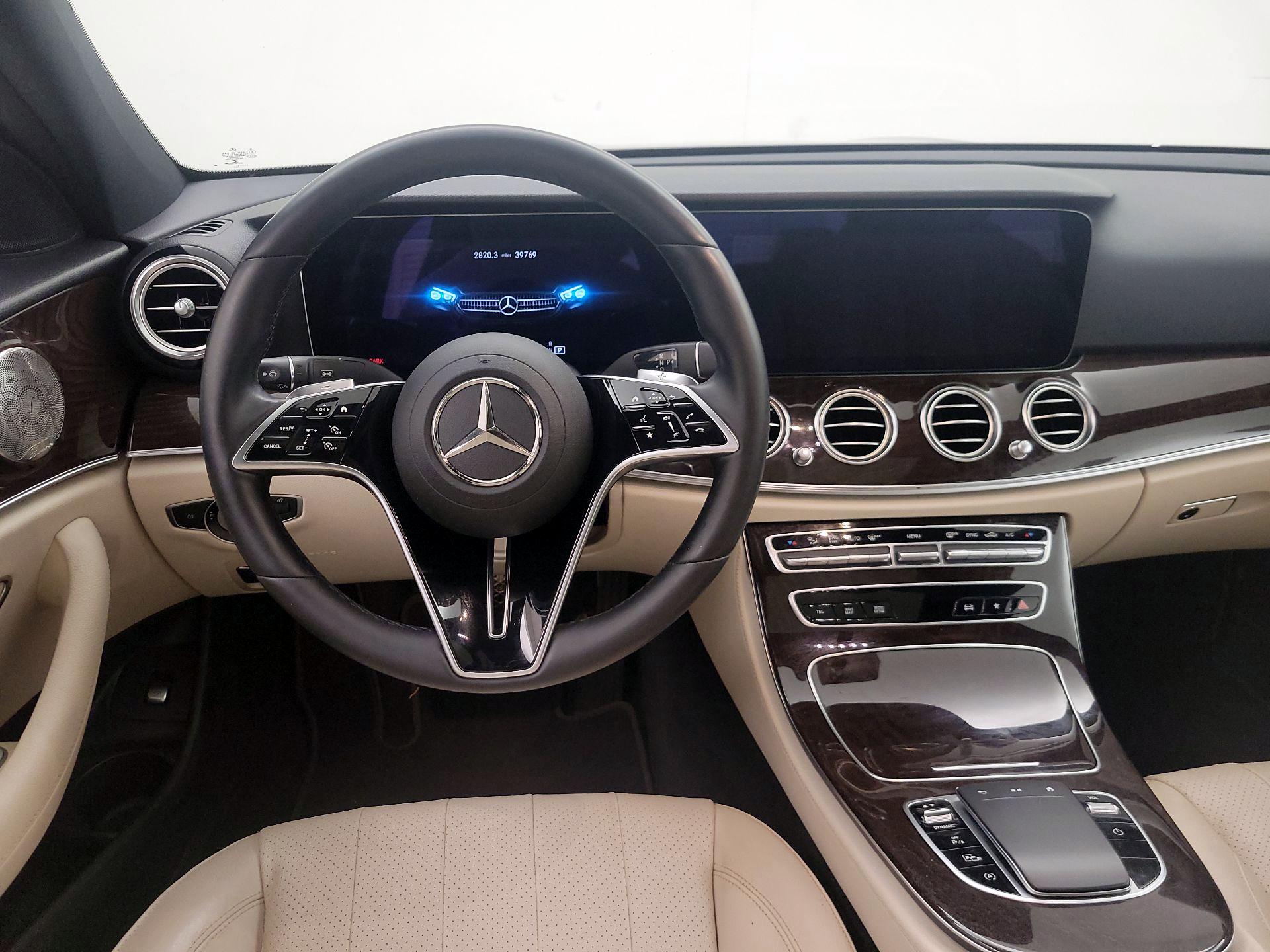 Thumbnail: 2021 Mercedes-Benz E-Class - 10