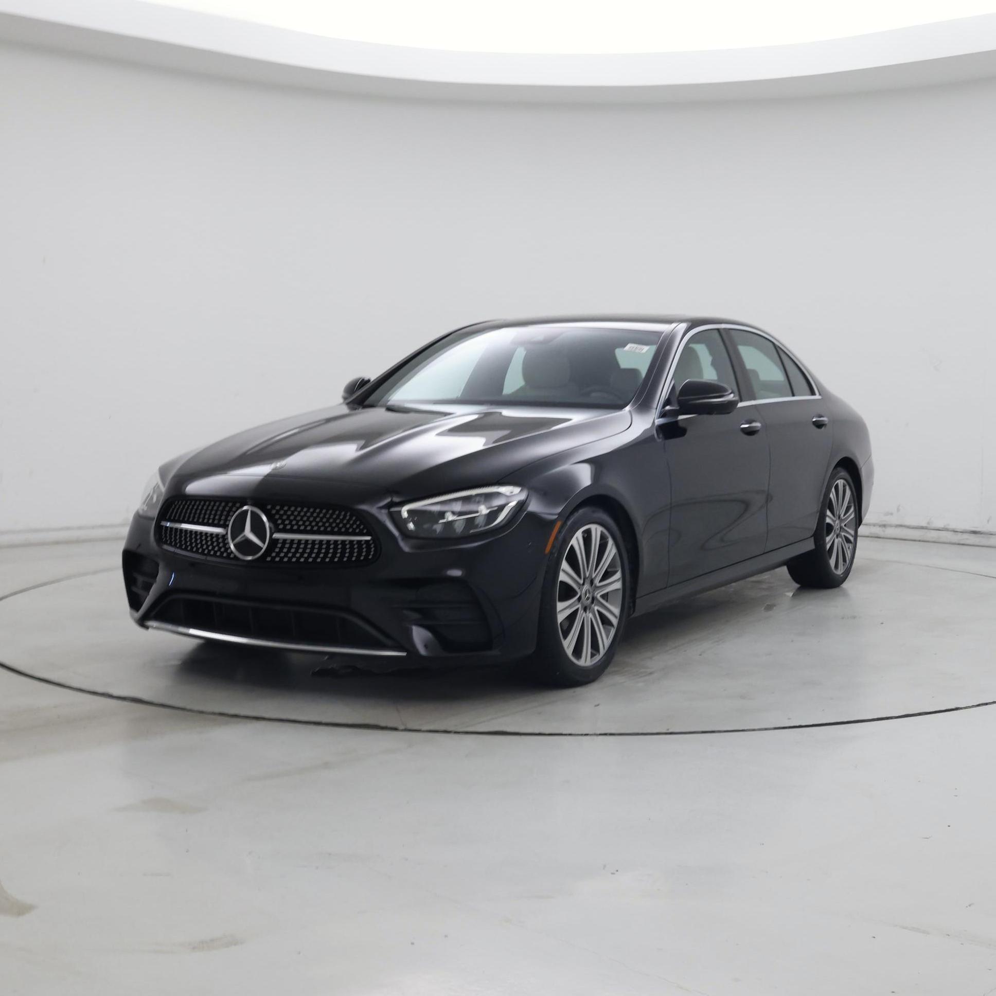 Thumbnail: 2021 Mercedes-Benz E-Class - 4