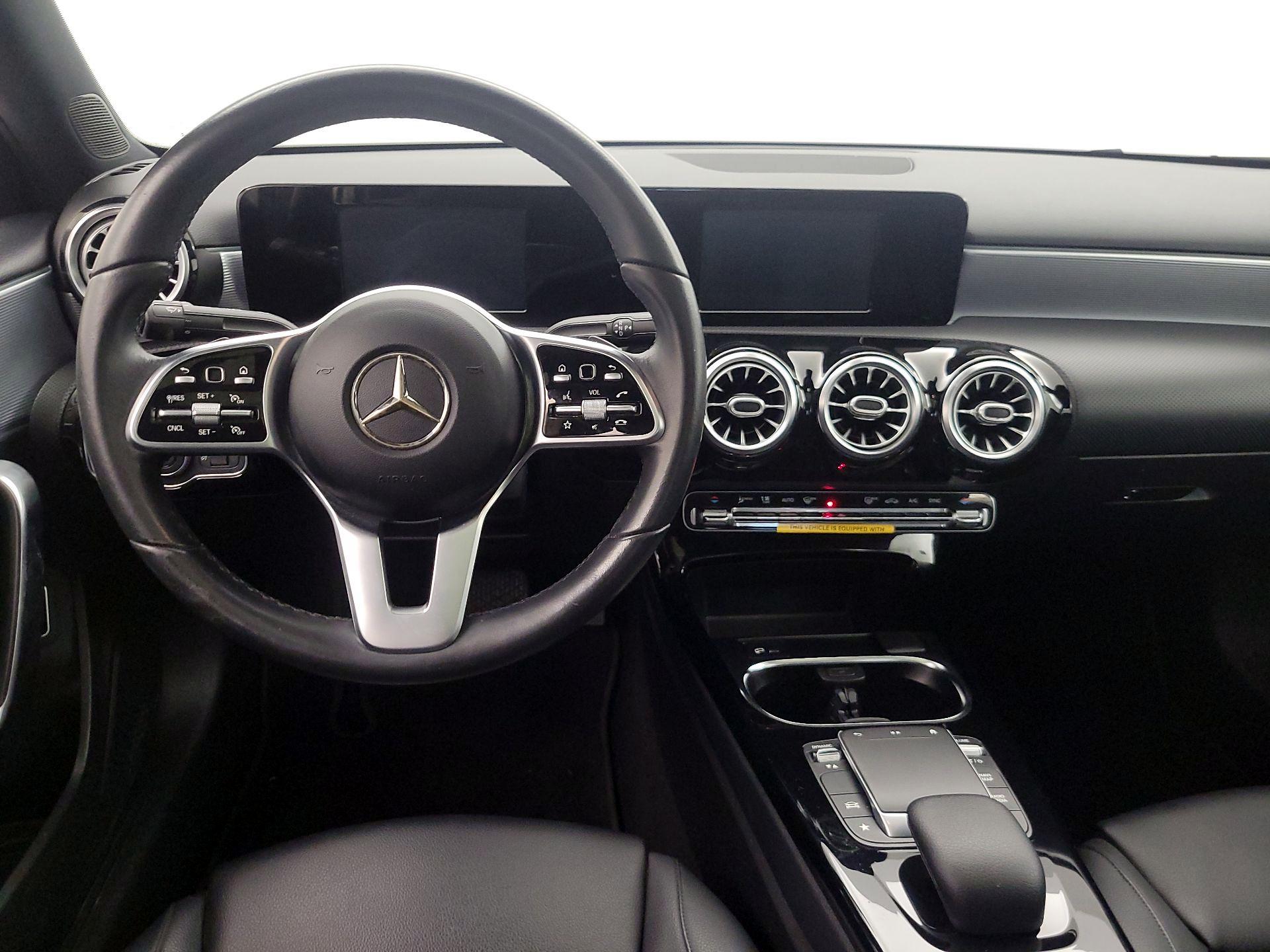 Thumbnail: 2021 Mercedes-Benz A-Class - 10